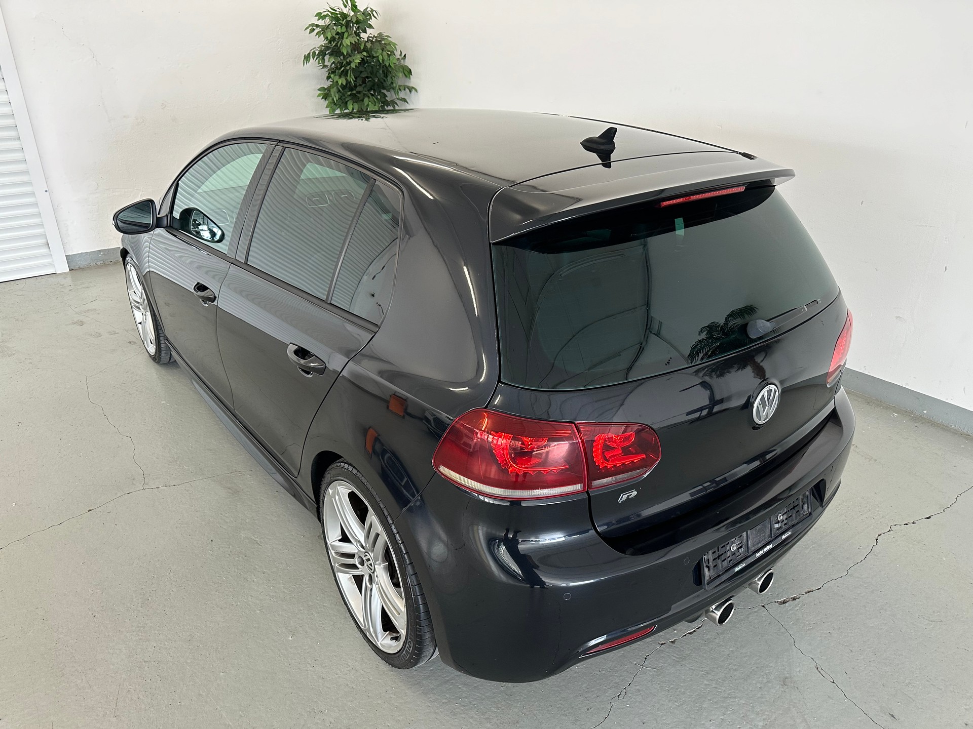 VW Golf 2.0 TSI R 4Motion DSG-image-5