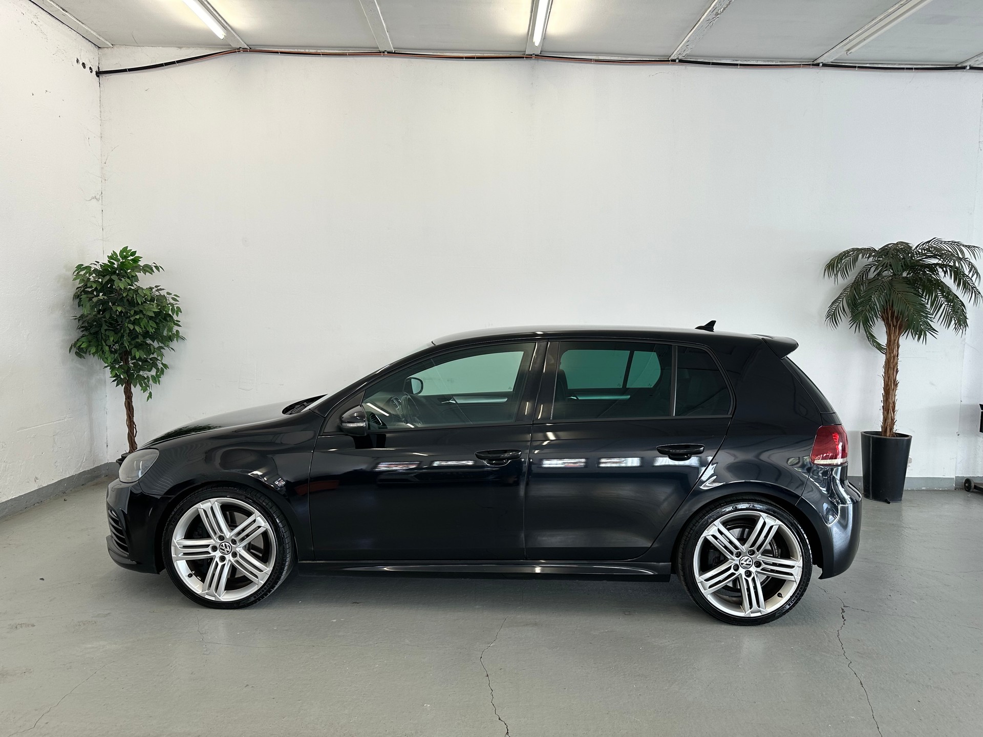 VW Golf 2.0 TSI R 4Motion DSG-image-3