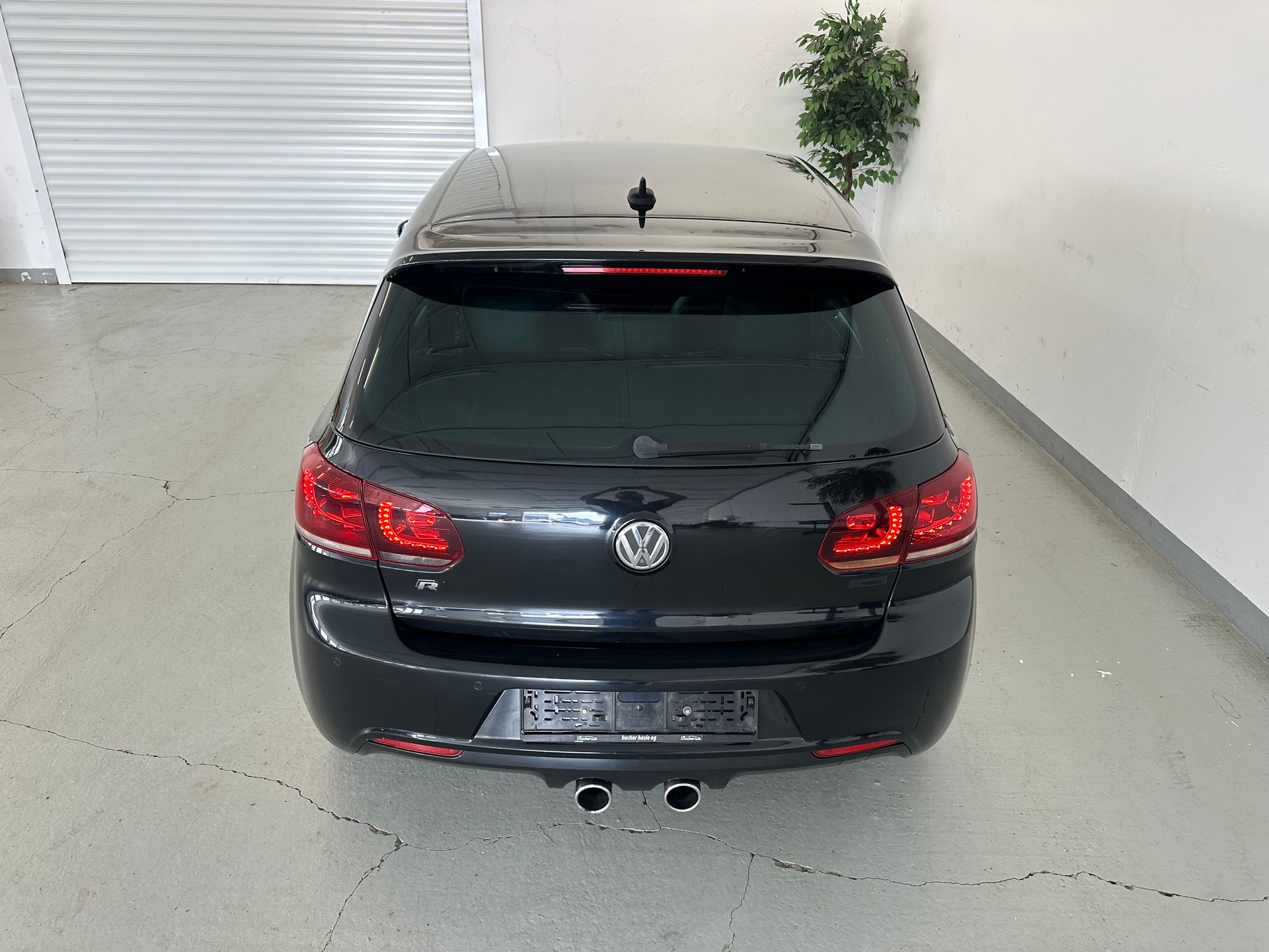 VW Golf 2.0 TSI R 4Motion DSG-image-7