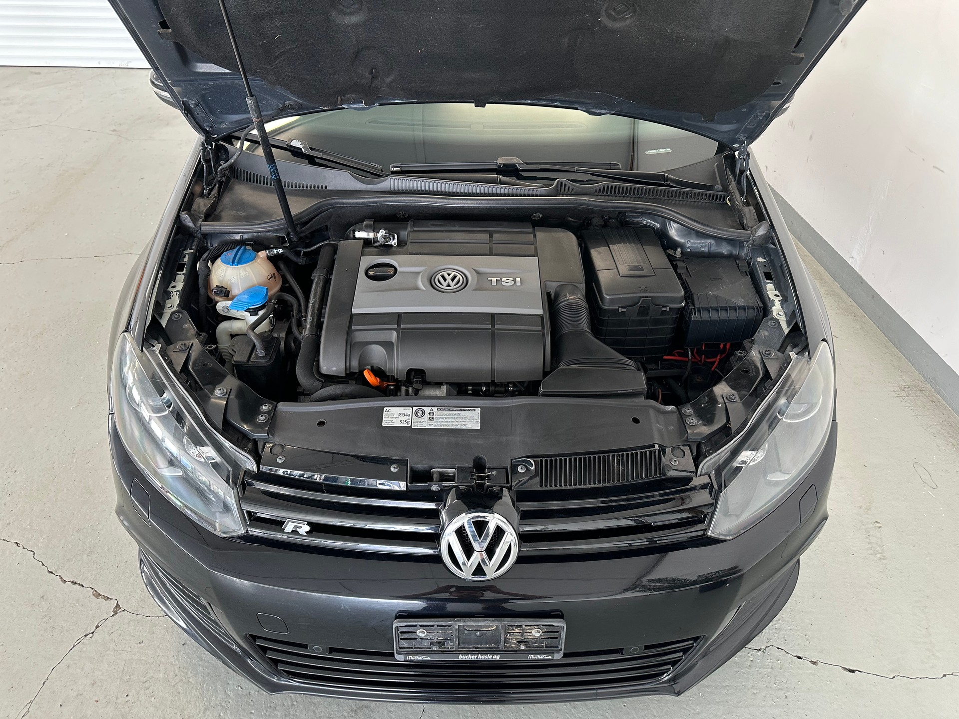 VW Golf 2.0 TSI R 4Motion DSG-image-12