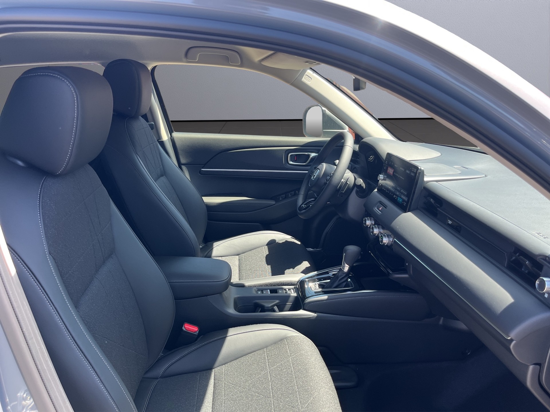 HONDA HR-V 1.5 i-MMD Advance-image-13