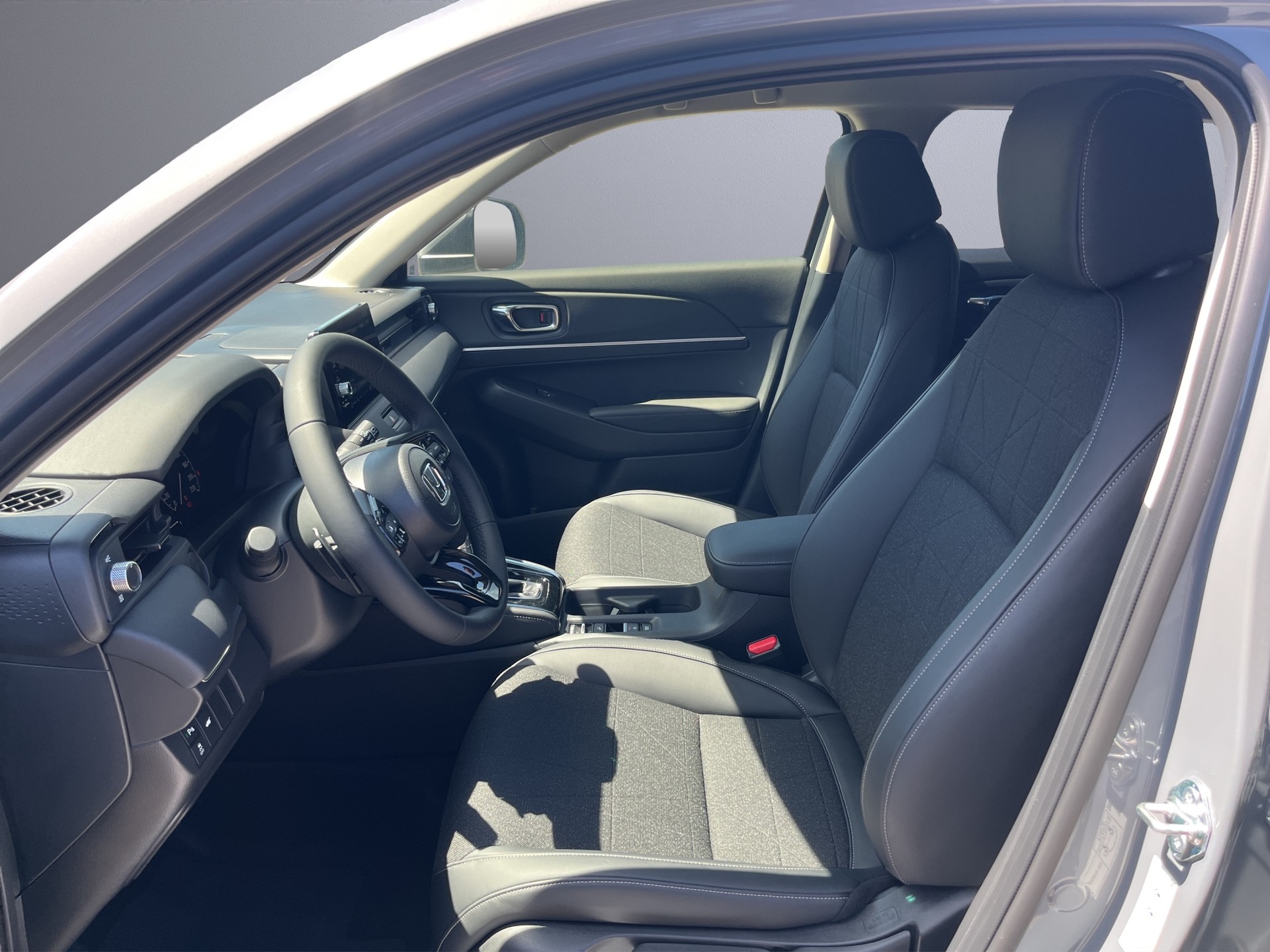 HONDA HR-V 1.5 i-MMD Advance-image-9