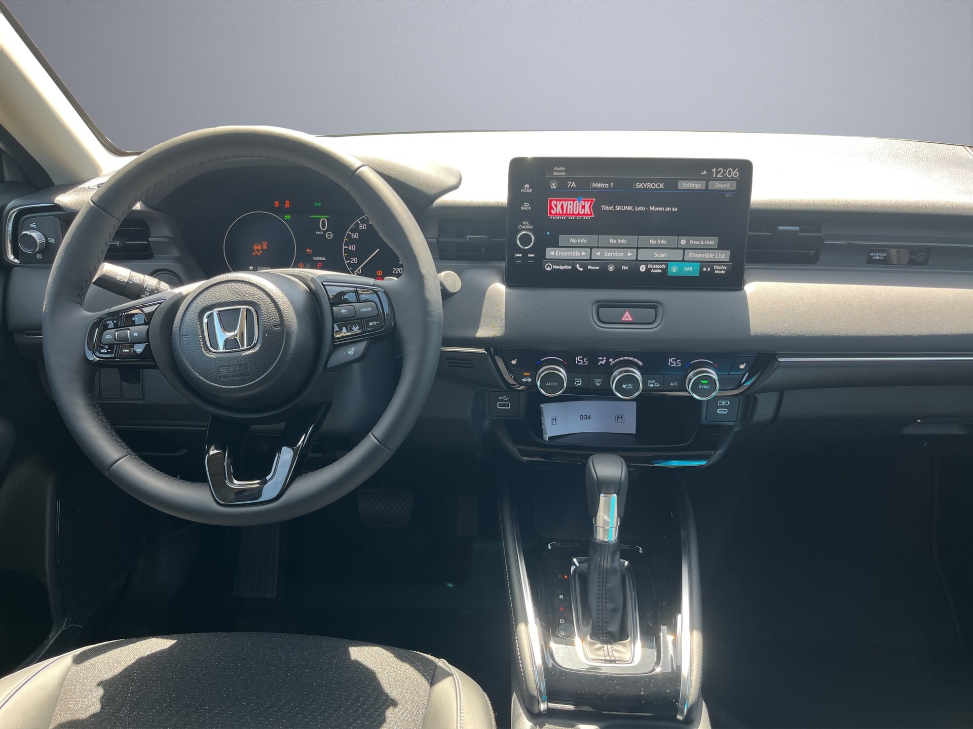 HONDA HR-V 1.5 i-MMD Advance-image-8
