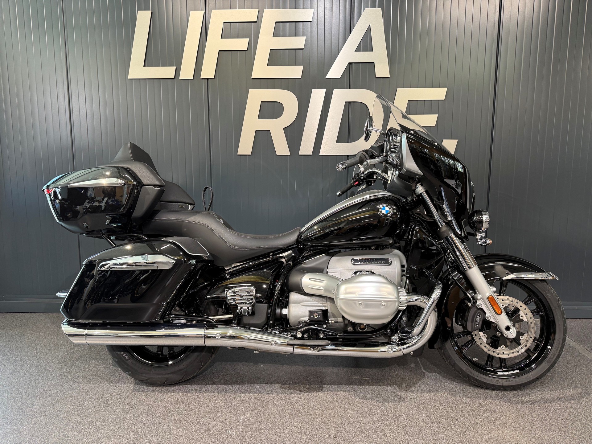 BMW R 18 Transcontinental