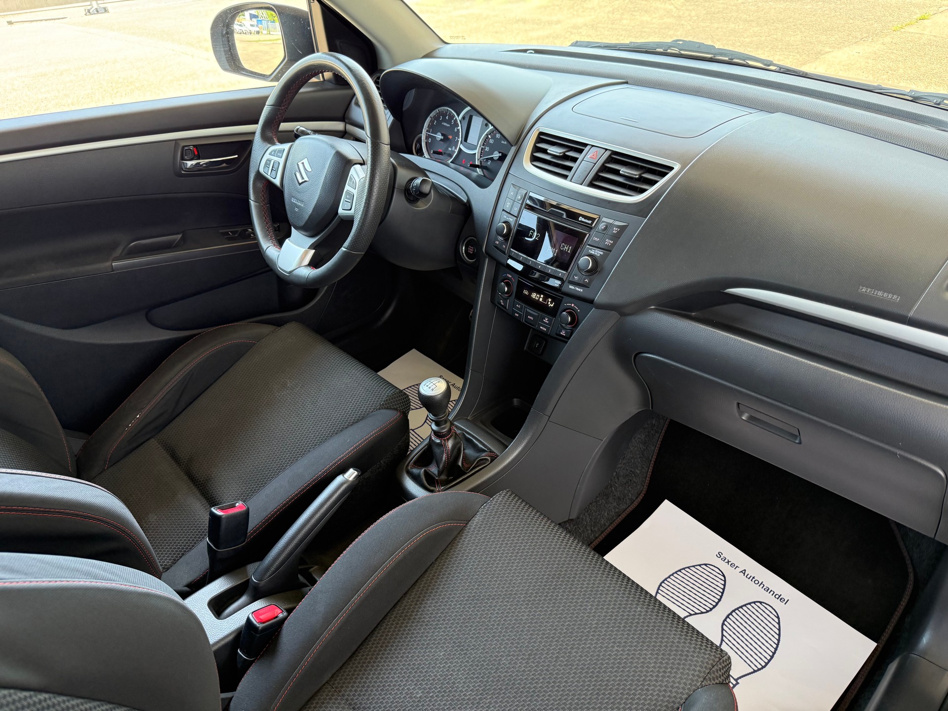 SUZUKI Swift 1.6i 16V Sport-image-7