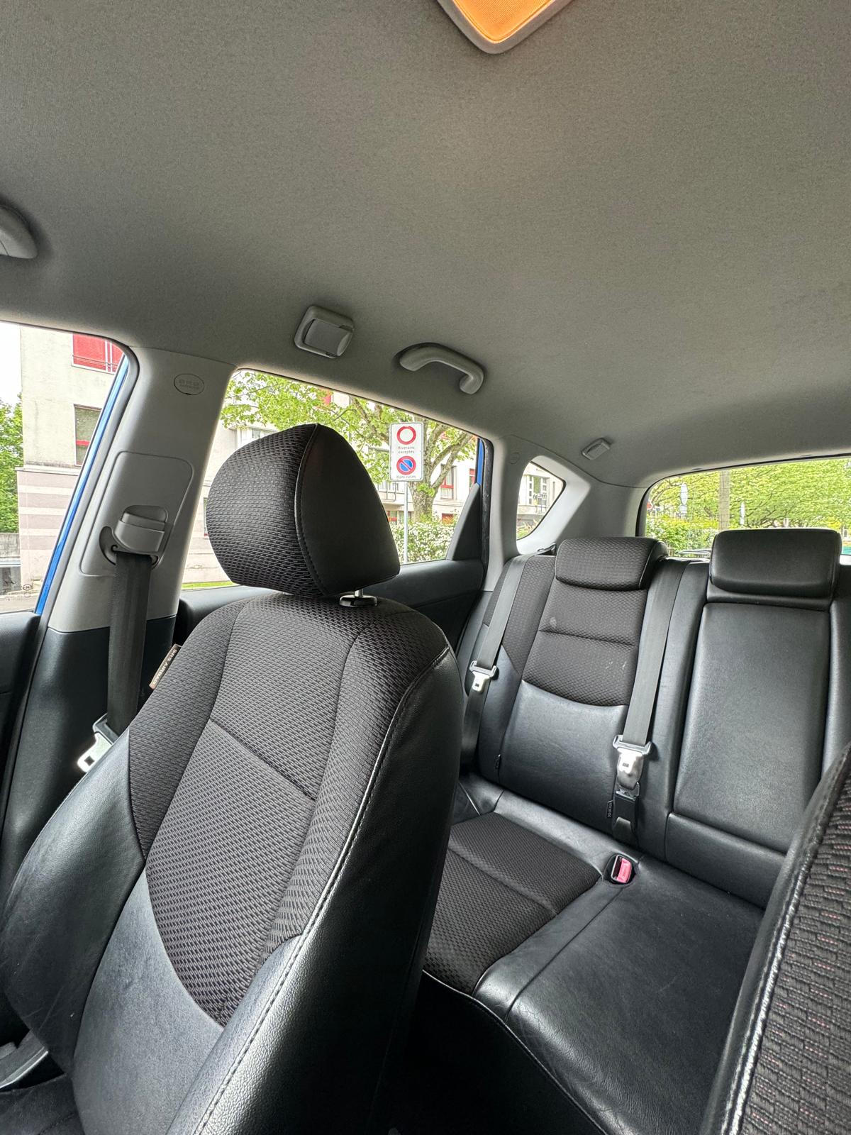 HYUNDAI i30 Wagon 2.0 Premium Automatic-image-22
