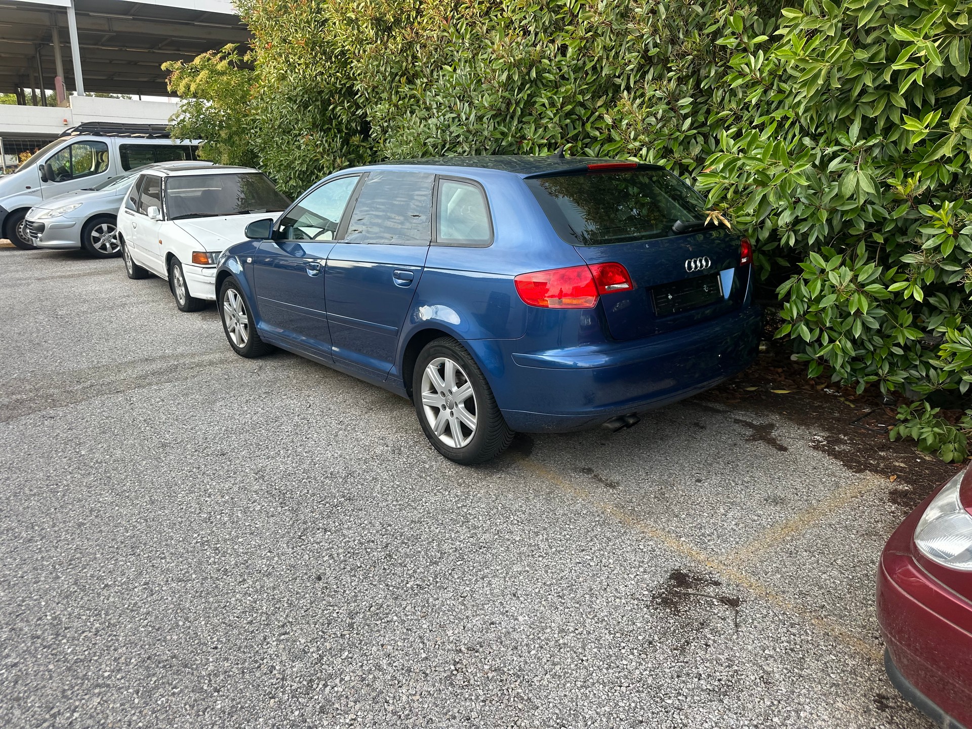 AUDI A3 Sportback 2.0 TDI Attraction-image-10