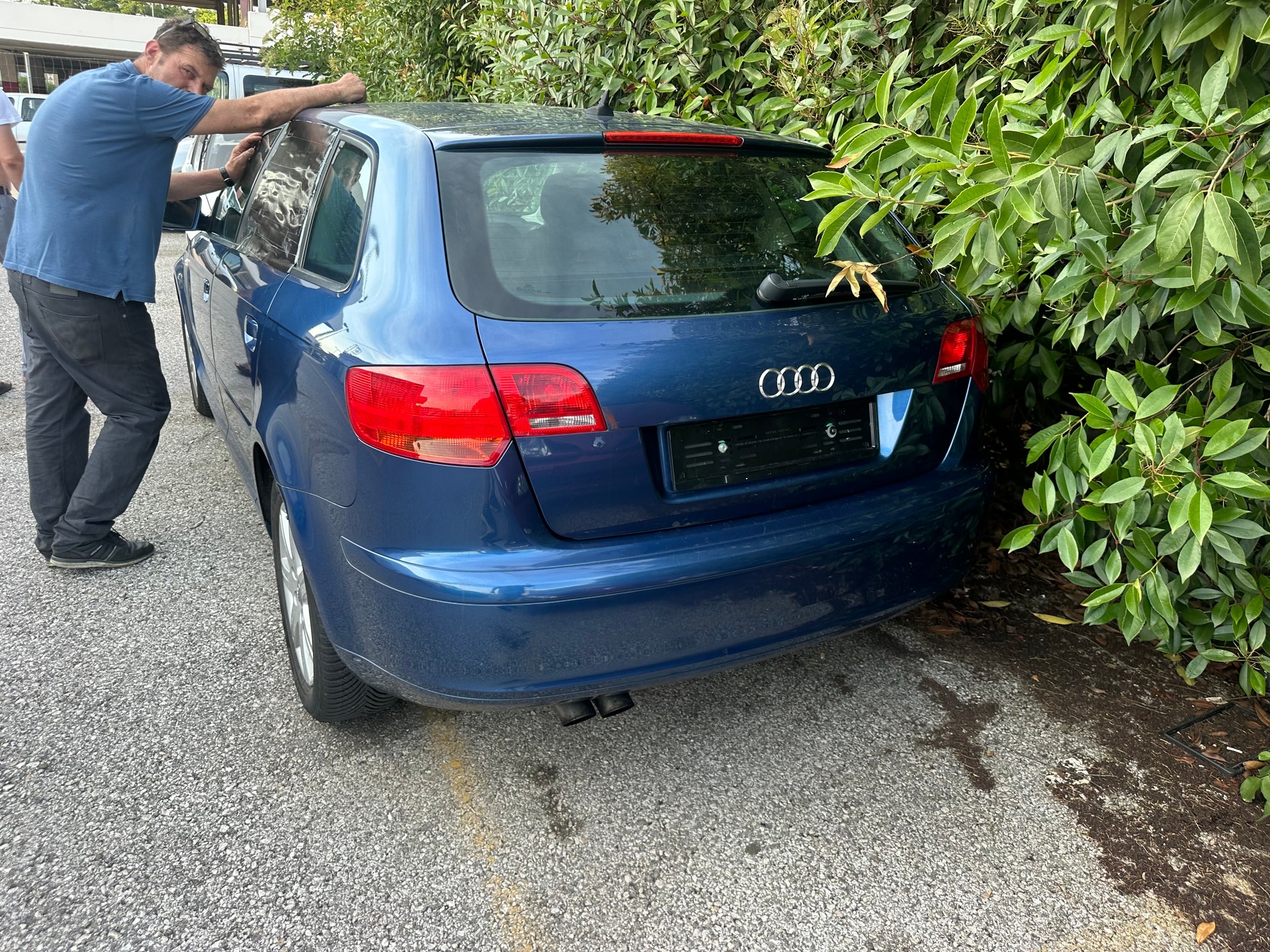 AUDI A3 Sportback 2.0 TDI Attraction-image-12