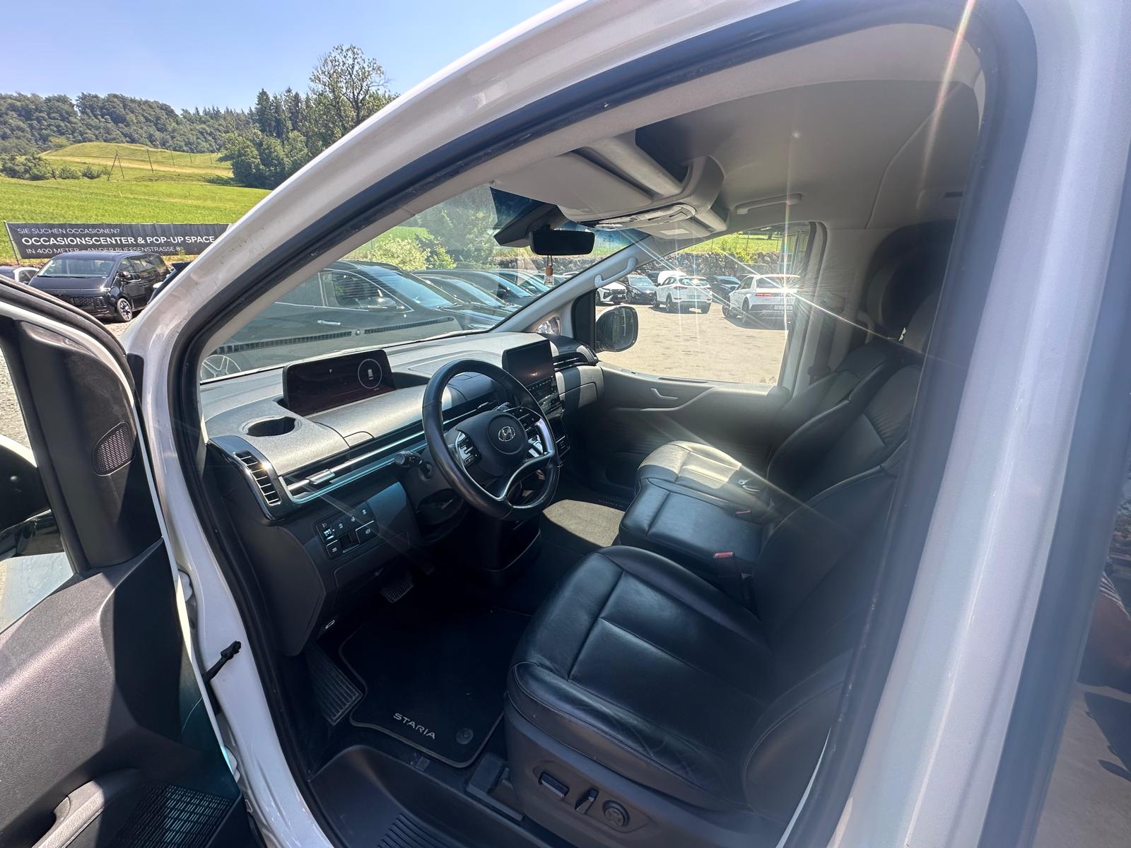 HYUNDAI Staria Premium 2.2 CRDi Vertex 4WD A-image-7