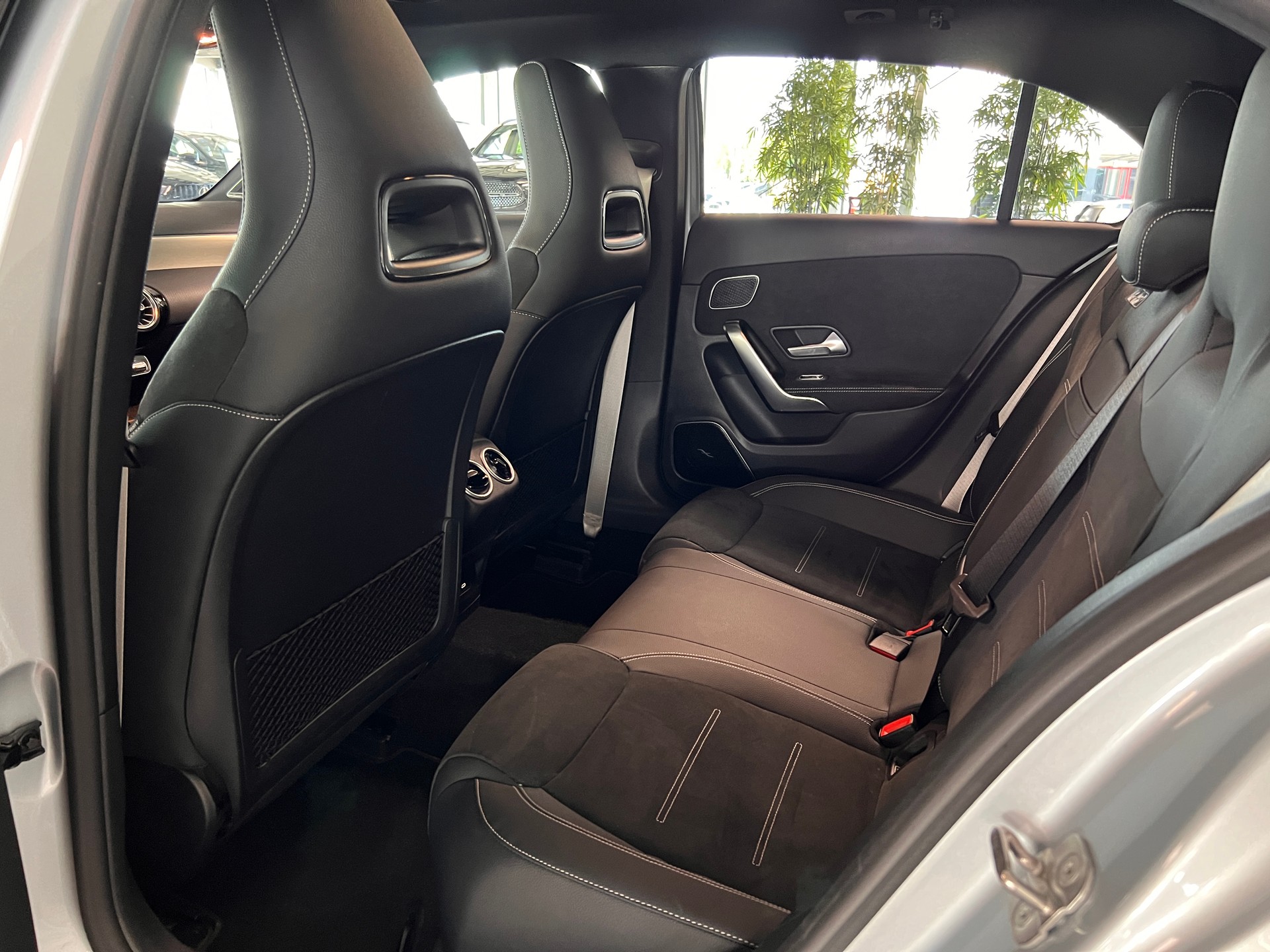 MERCEDES-BENZ A 250 e EQ Star 8G-DCT-image-7