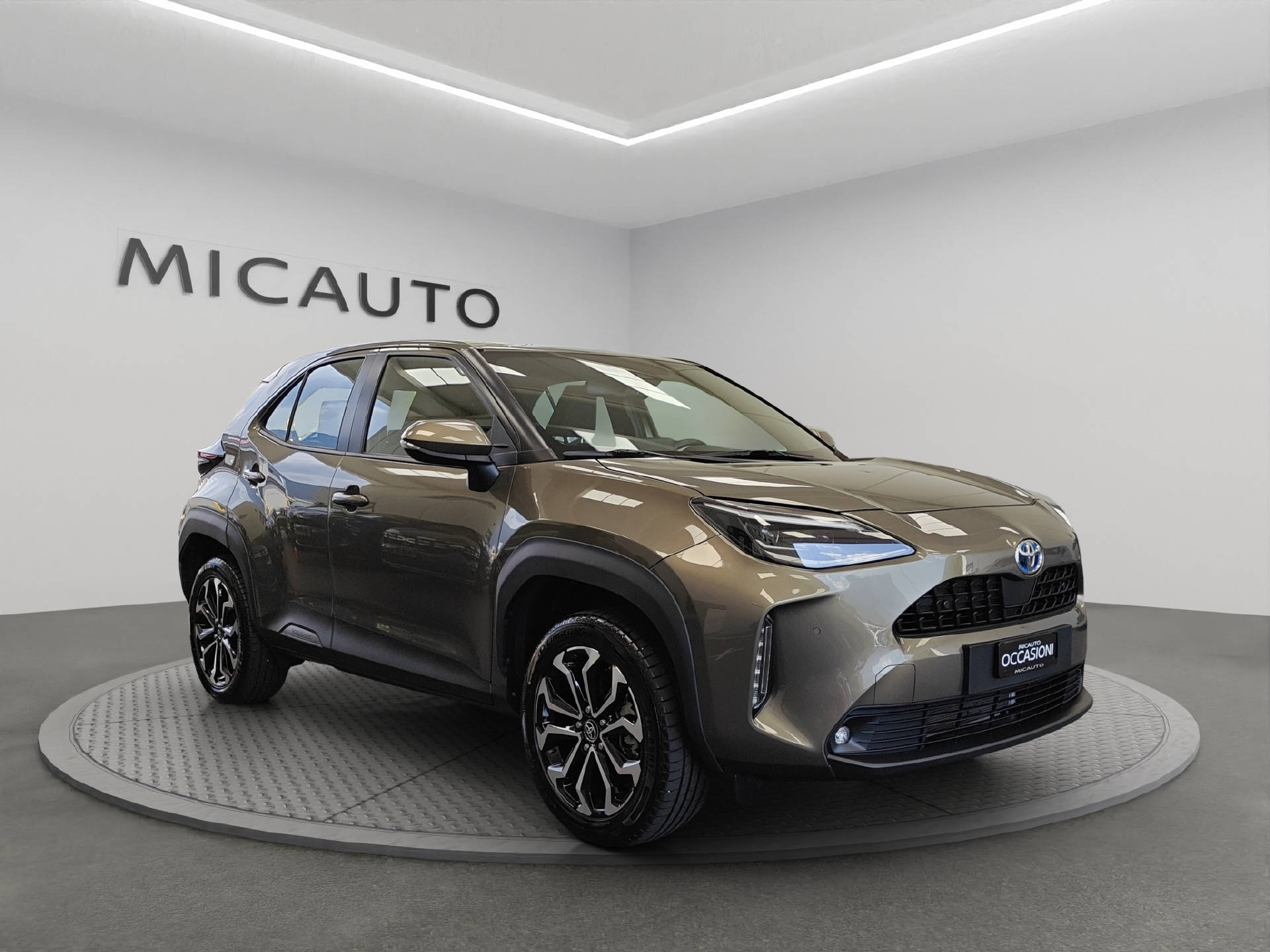 TOYOTA Yaris Cross 1.5 VVT-i HSD Trend AWD-i-image-0