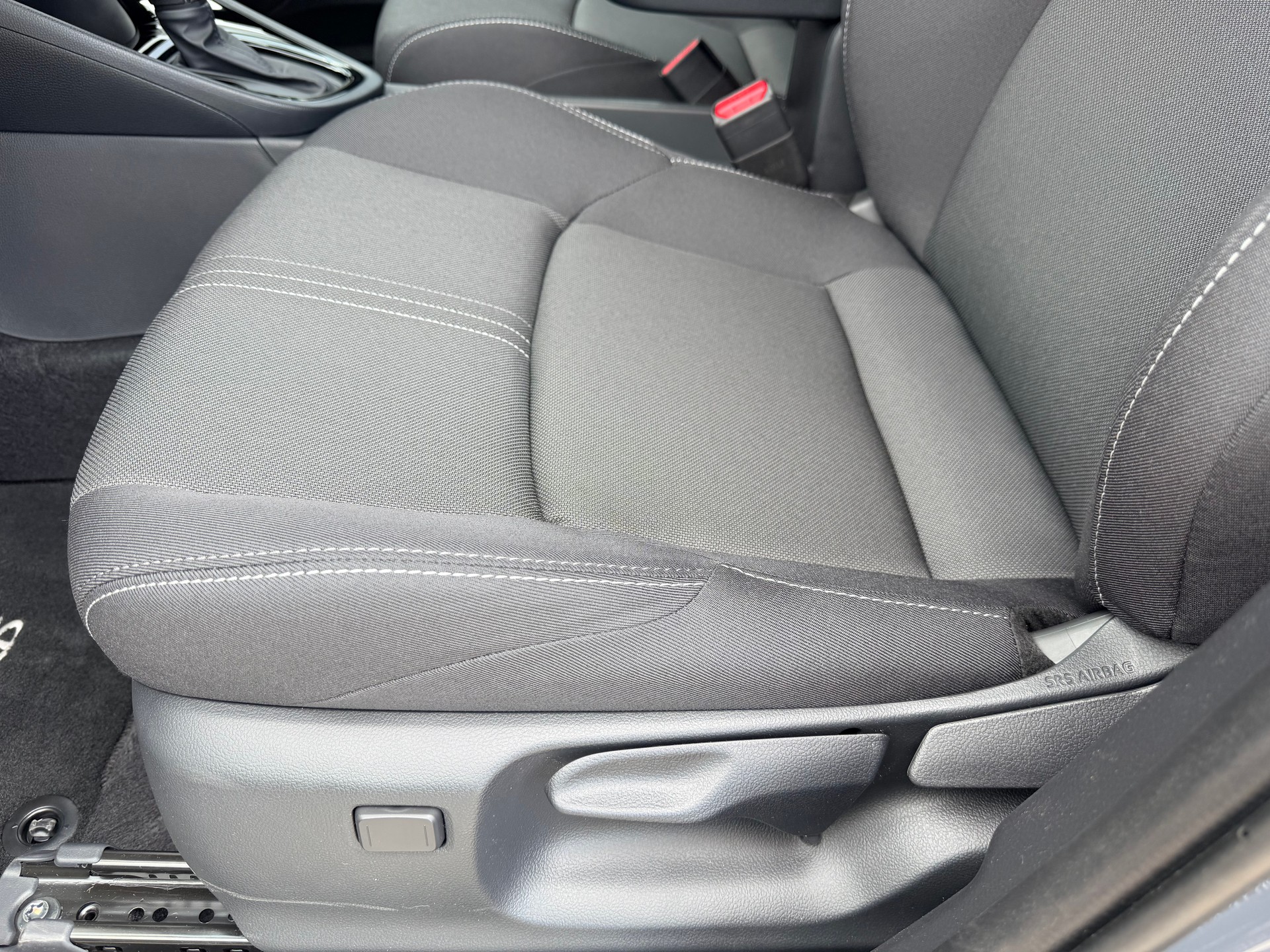 TOYOTA Yaris 1.5 Trend e-CVT-image-12