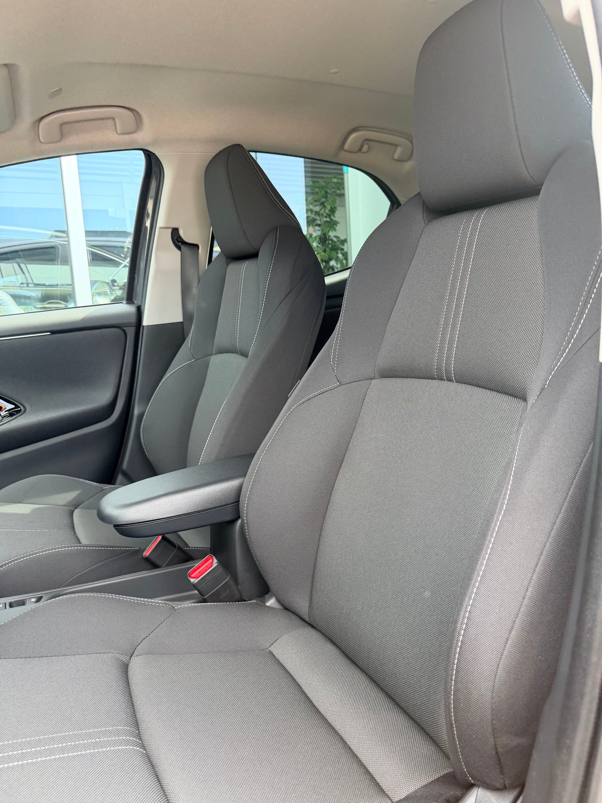 TOYOTA Yaris 1.5 Trend e-CVT-image-11