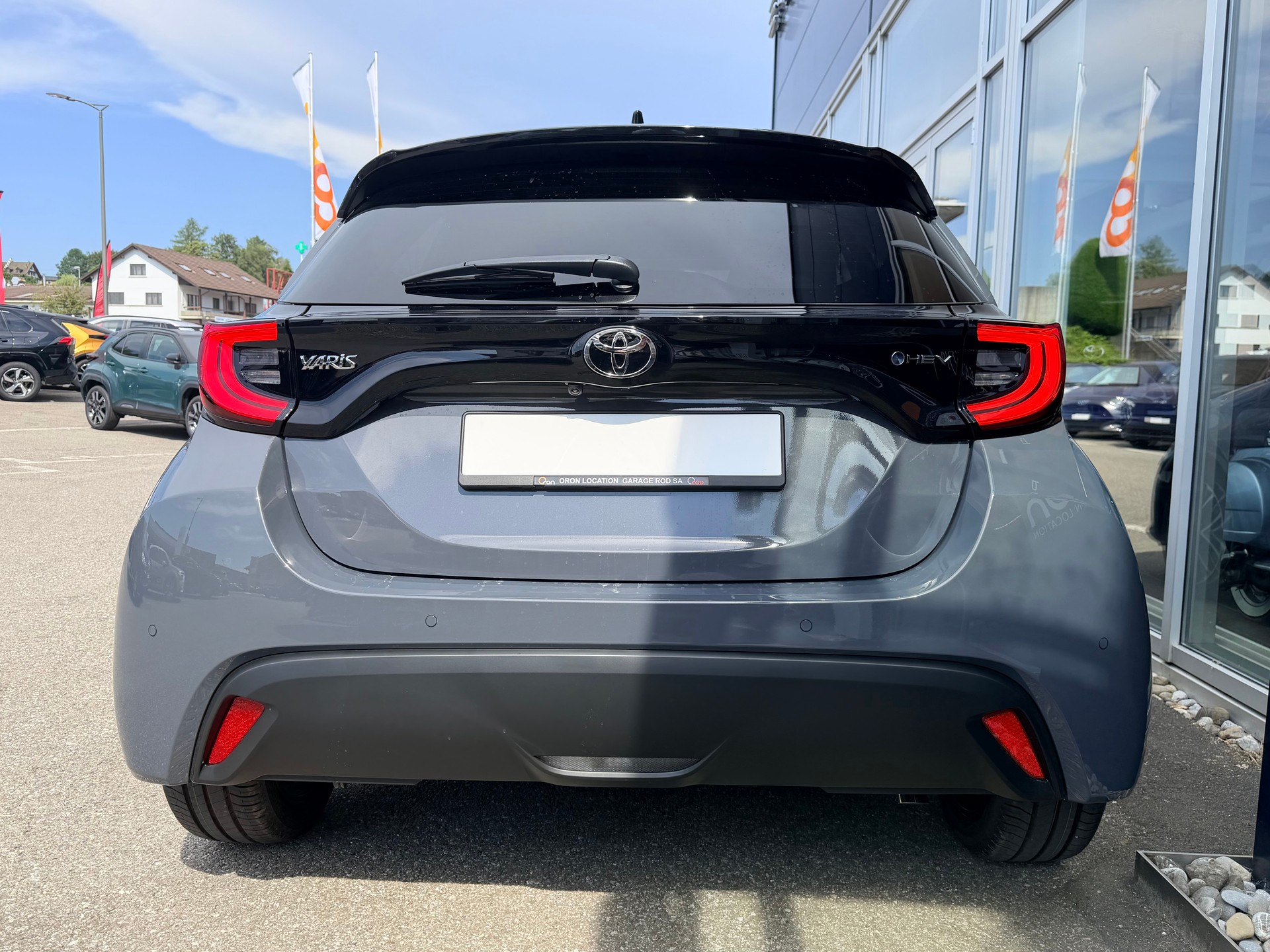TOYOTA Yaris 1.5 Trend e-CVT-image-4