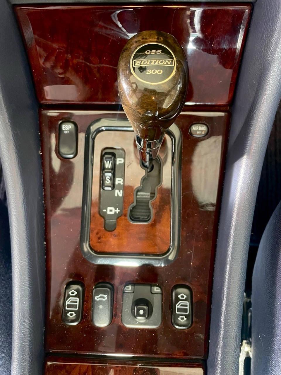 MERCEDES-BENZ CLK 320 V6-image-5