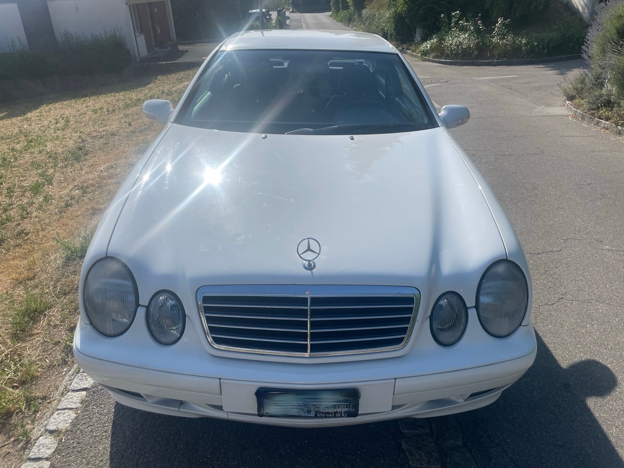 MERCEDES-BENZ CLK 320 V6-image-1