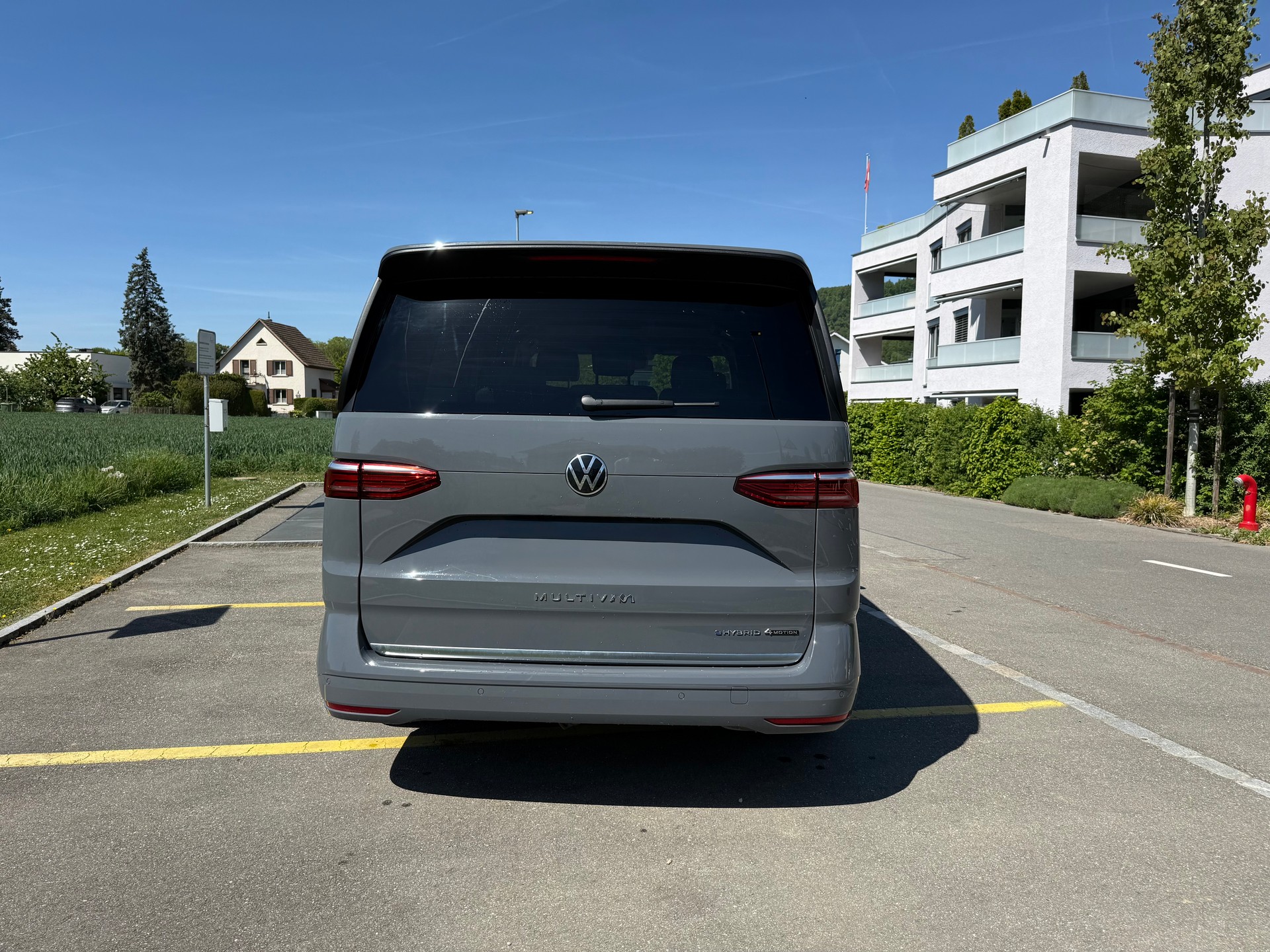VW 1.5 TSI eHybrid Style Liberty DSG 4motion-image-5