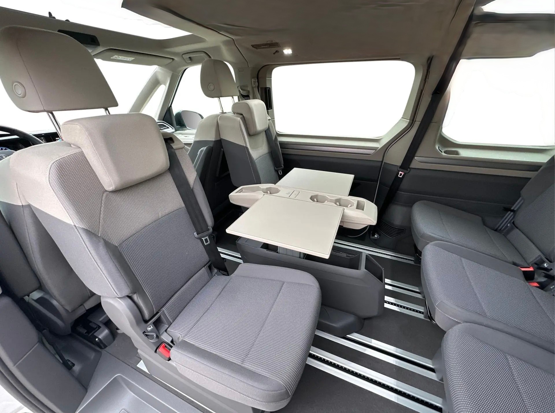 VW 1.5 TSI eHybrid Style Liberty DSG 4motion-image-12