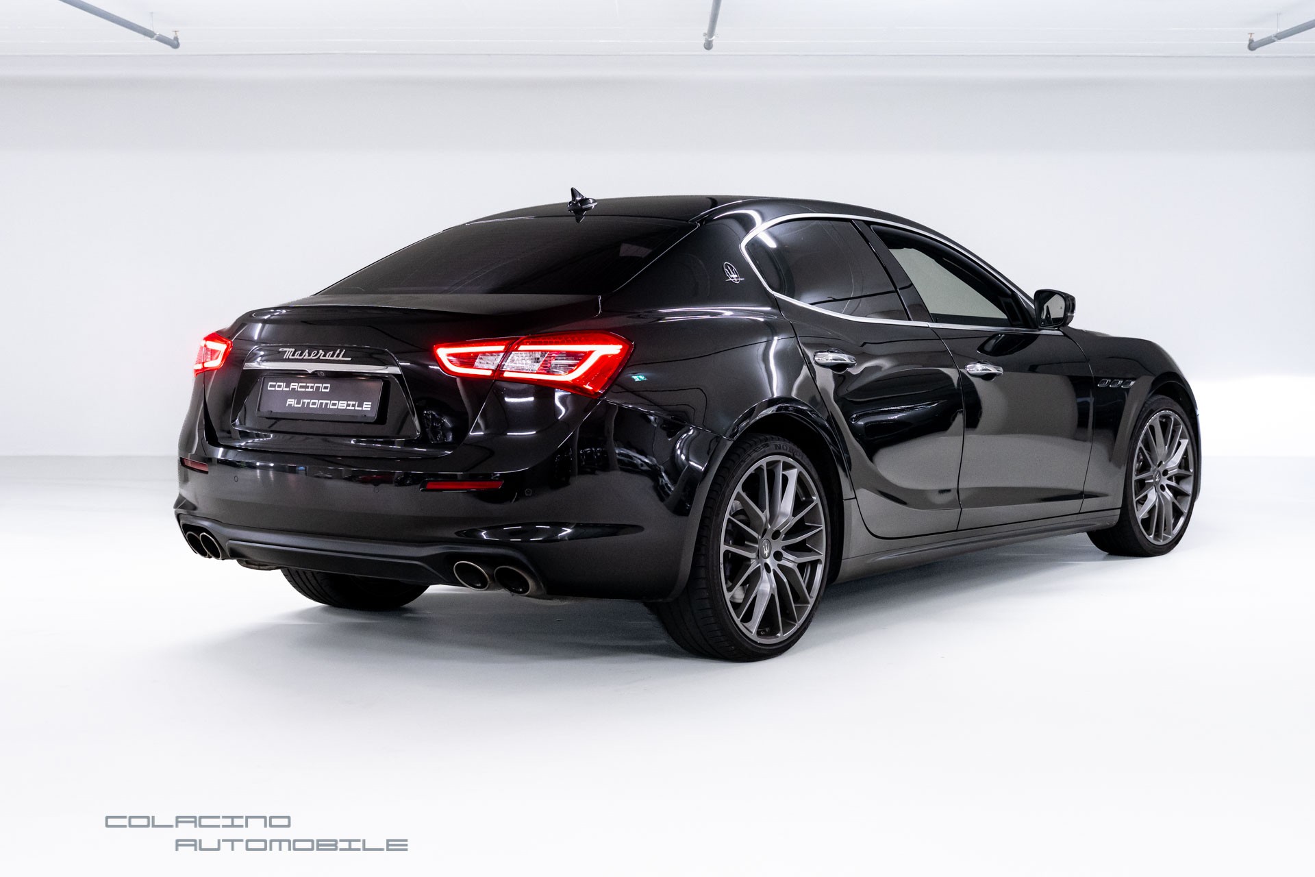 MASERATI Ghibli 3.0 V6 Automatica-image-1