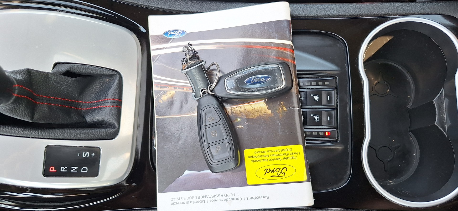 FORD S-Max 2.0 SCTi TitaniumS PowerShift-image-31