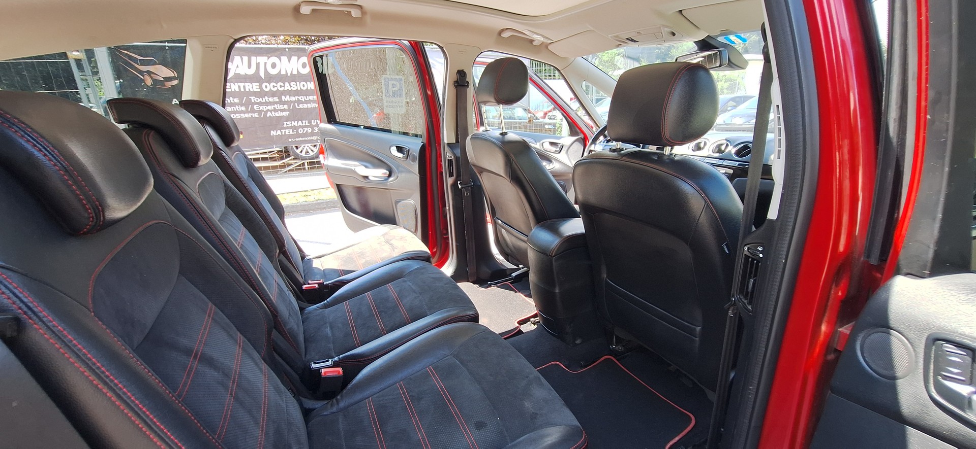FORD S-Max 2.0 SCTi TitaniumS PowerShift-image-12