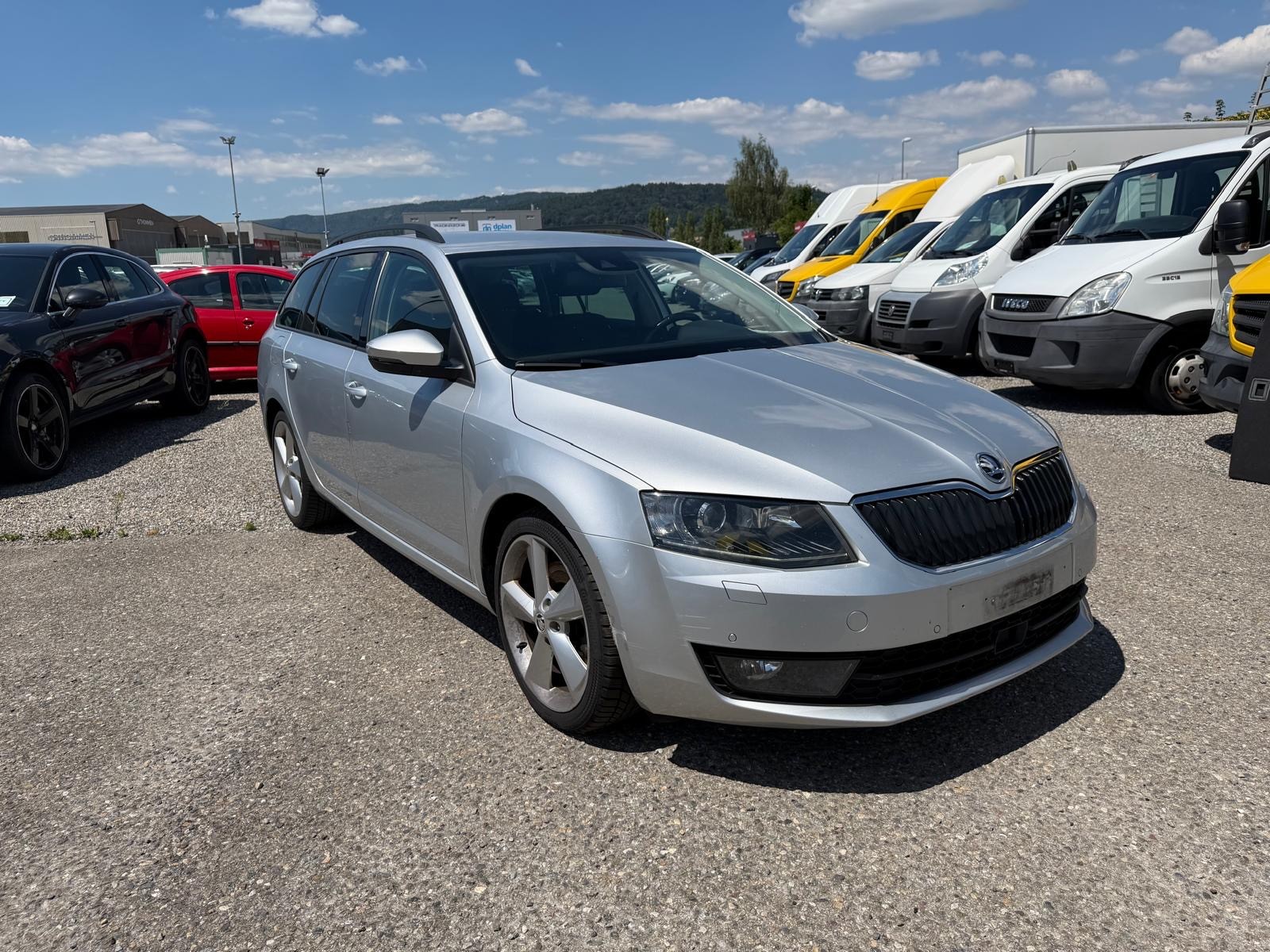 SKODA Octavia Combi 2.0 TDI Style 4x4 DSG-image-4