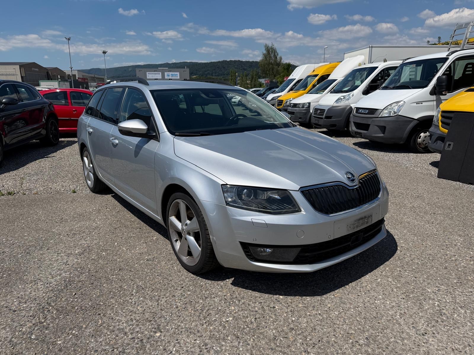 SKODA Octavia Combi 2.0 TDI Style 4x4 DSG-image-2