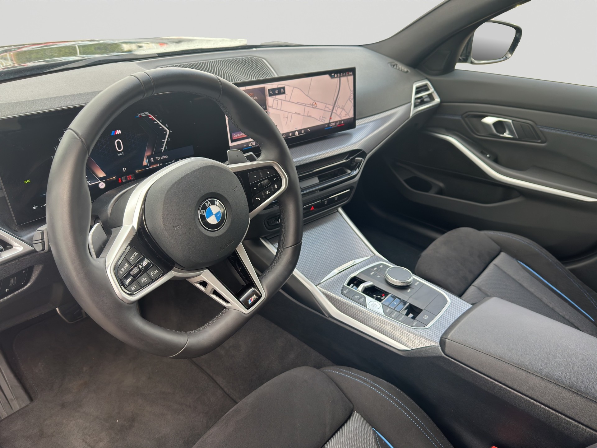 BMW 330i M Sport Touring xDrive Steptronic-image-6