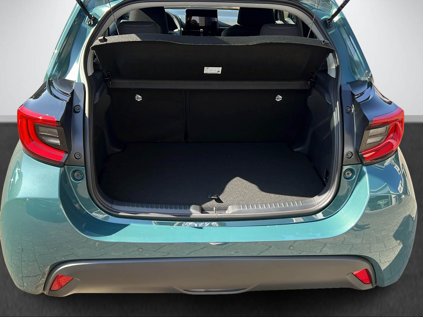 TOYOTA Yaris 1.5 VVT-i HSD Trend-image-8