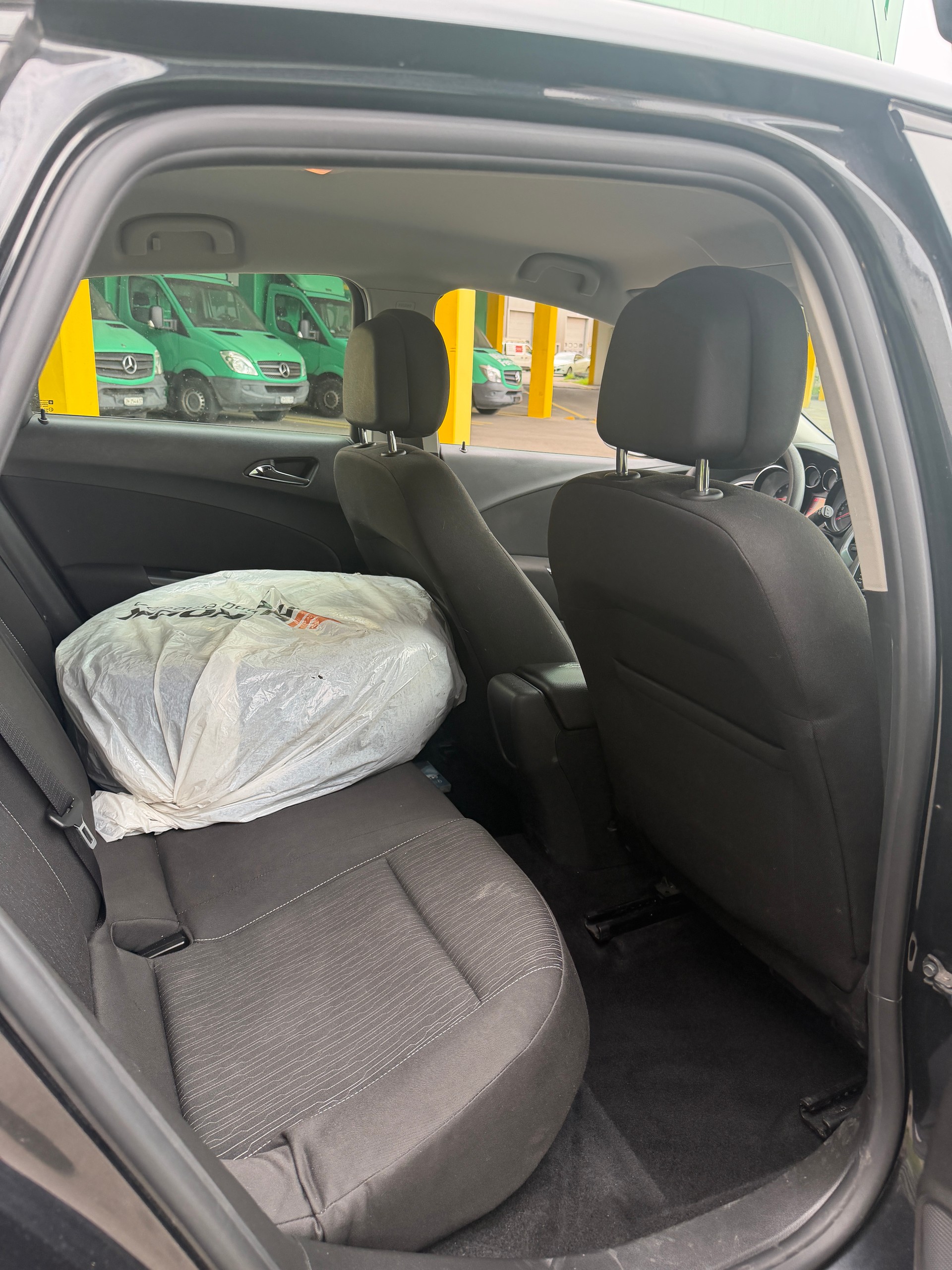 OPEL Astra 1.4i 16V Turbo Active Edition-image-14