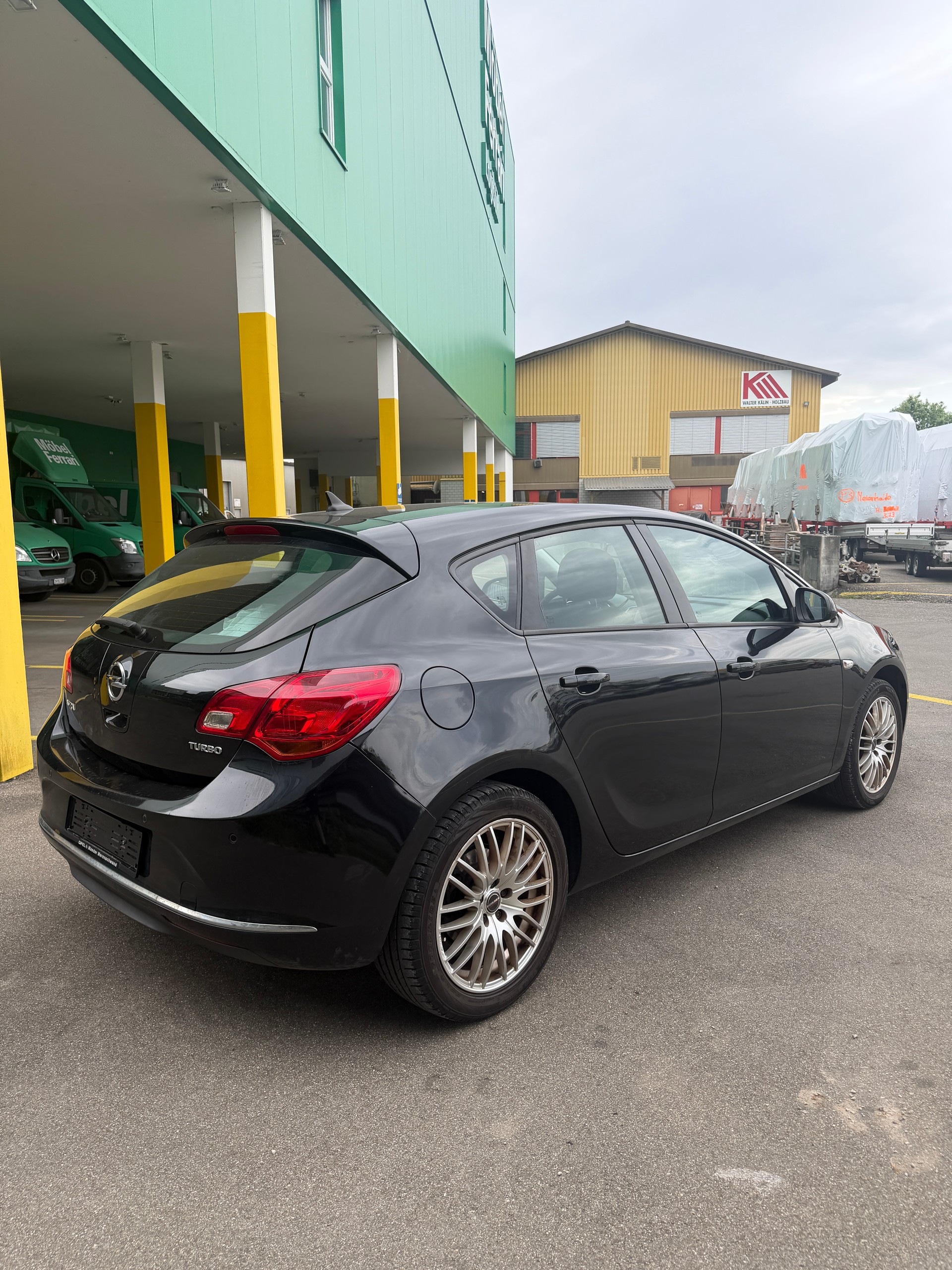 OPEL Astra 1.4i 16V Turbo Active Edition-image-6