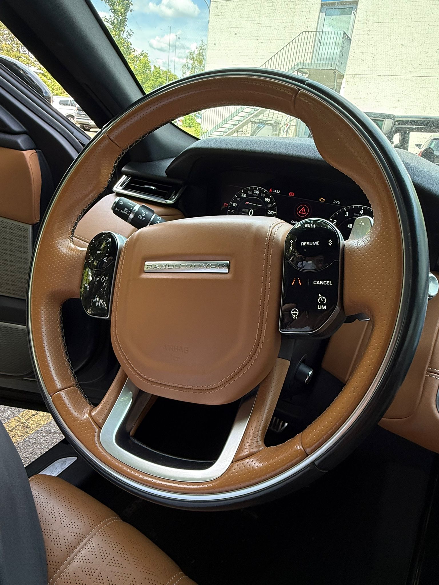 LAND ROVER Range Rover Velar P 380 First Edition Automatic-image-14