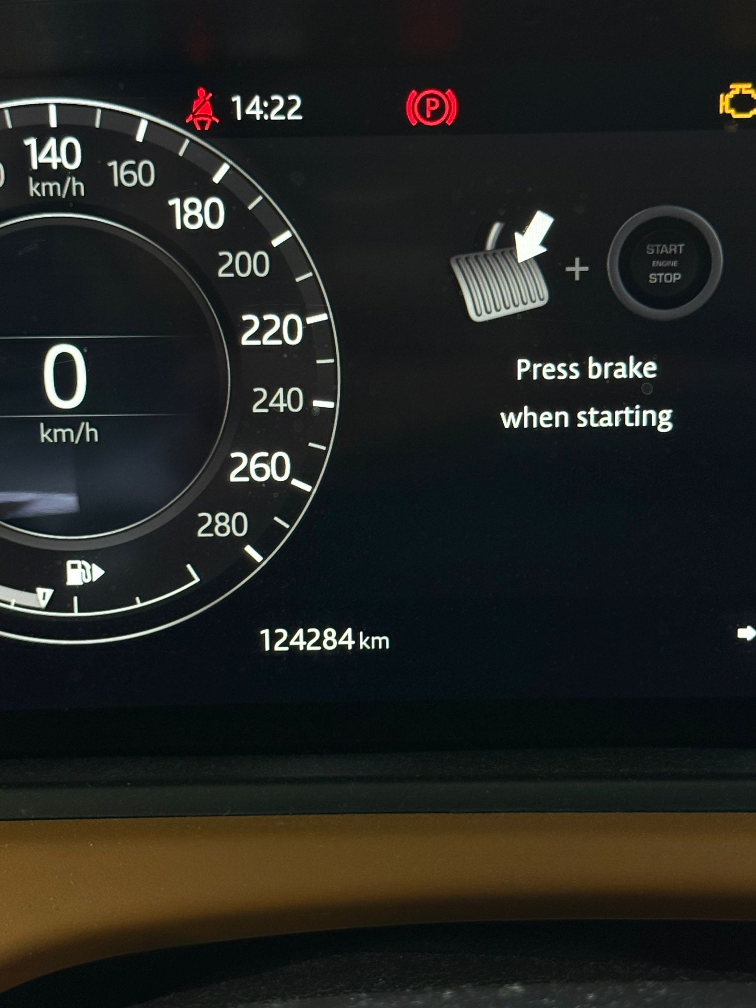 LAND ROVER Range Rover Velar P 380 First Edition Automatic-image-17
