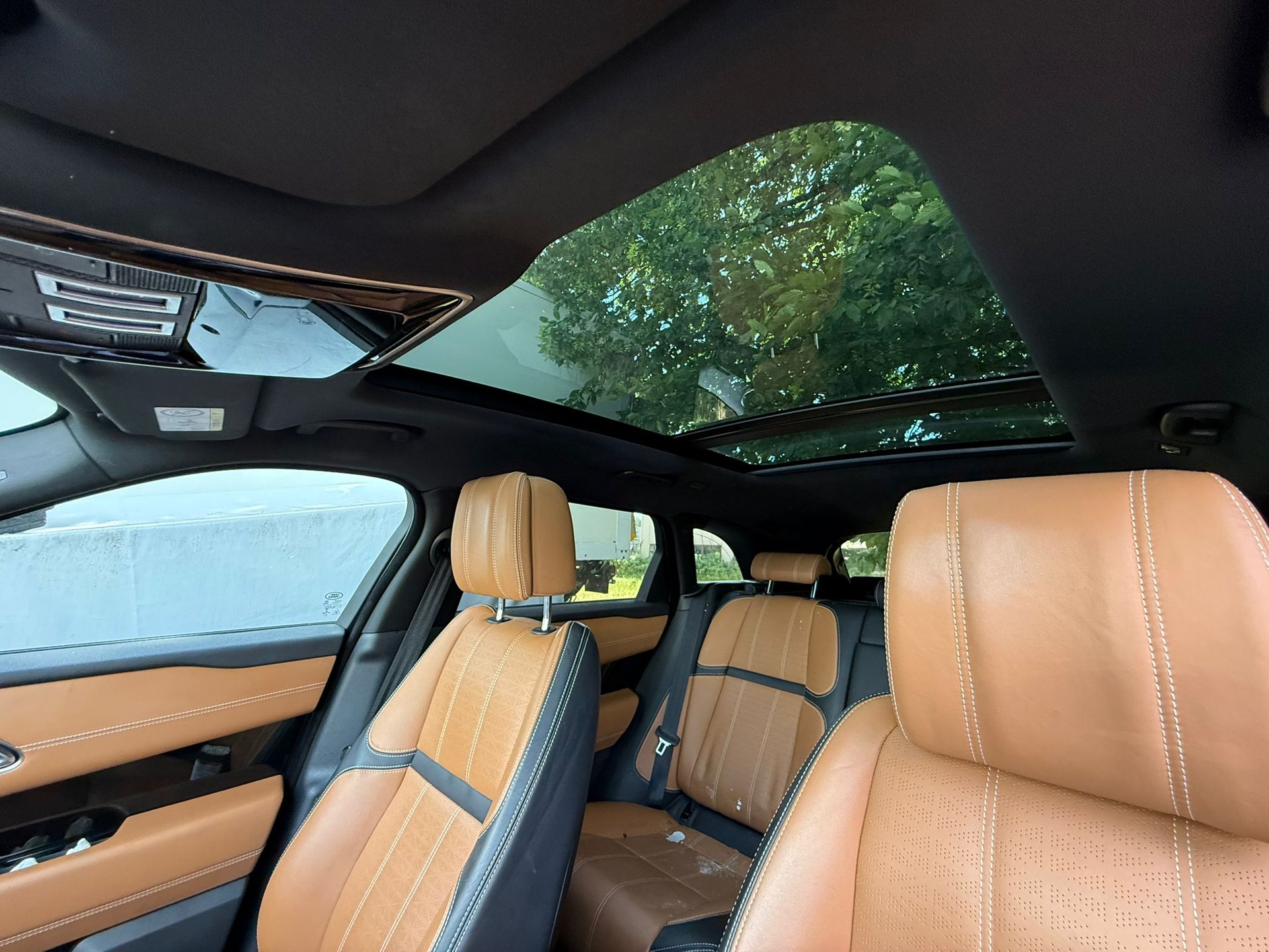 LAND ROVER Range Rover Velar P 380 First Edition Automatic-image-11