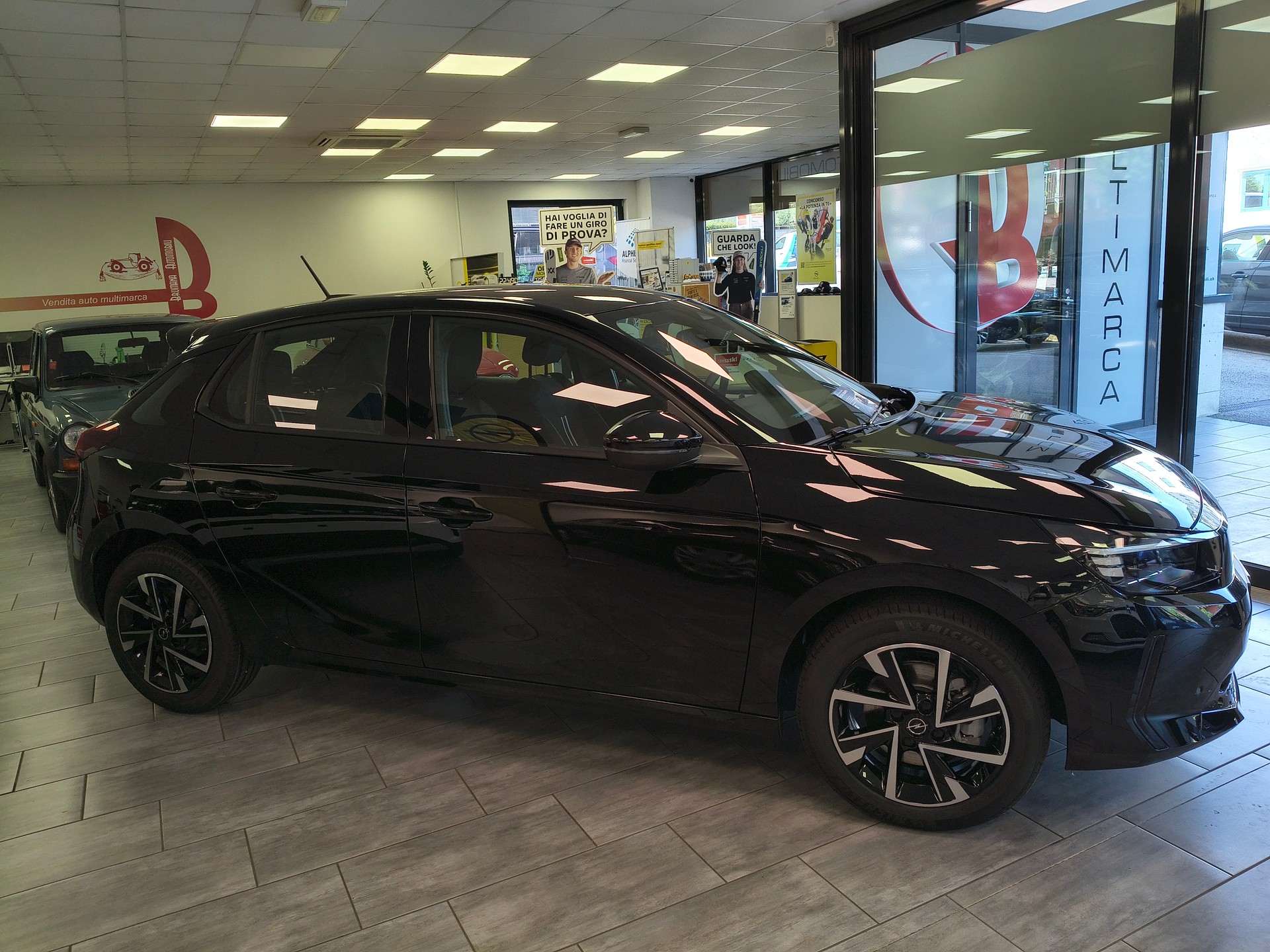 OPEL Corsa 1.2 MHEV Viva-image-1
