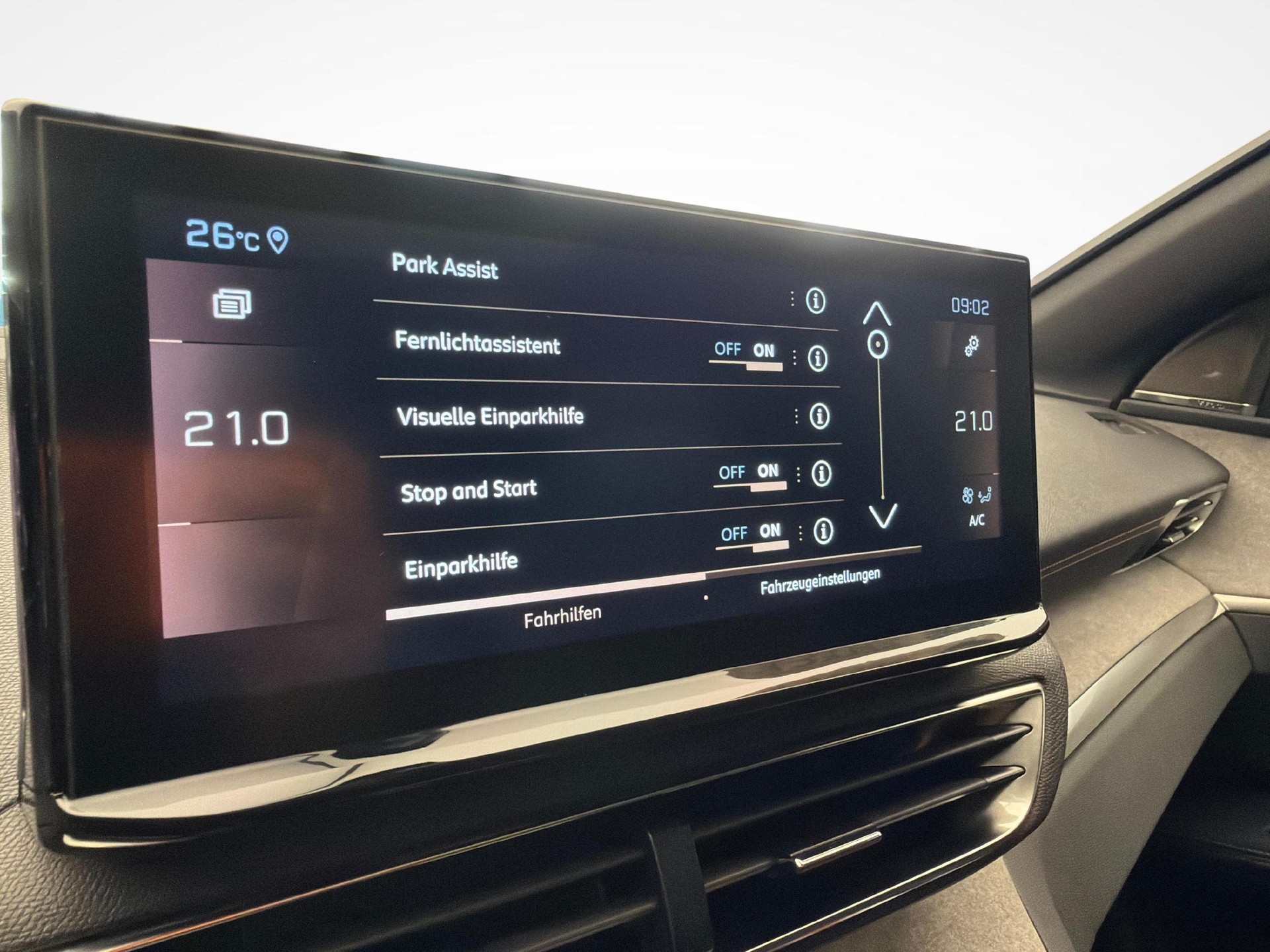 PEUGEOT 5008 1.2 PureTech GT-image-18