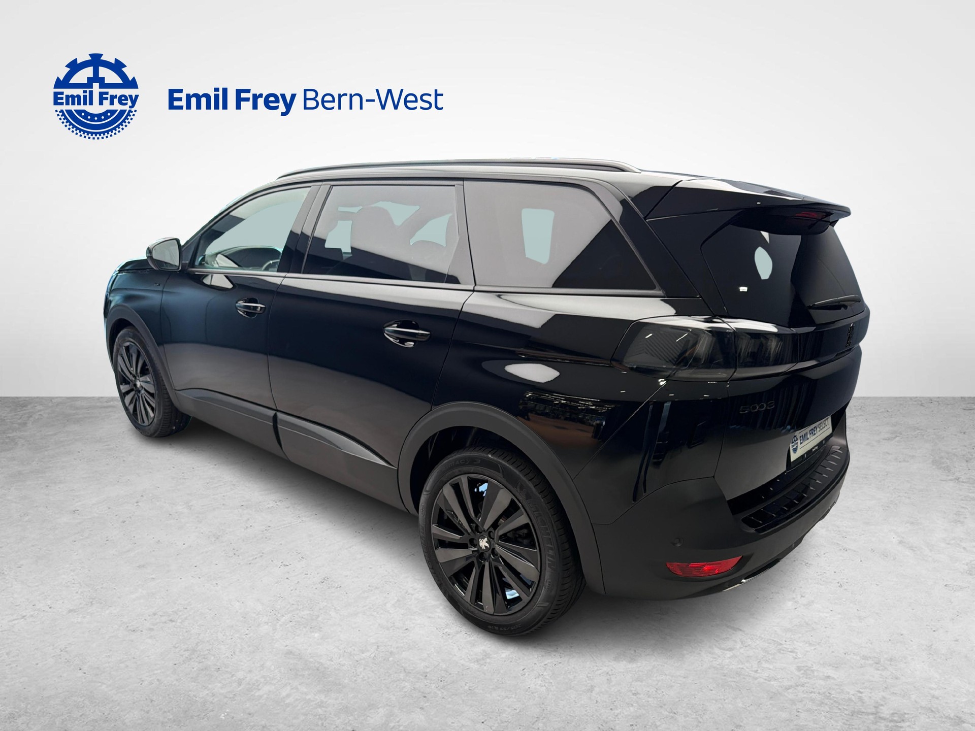 PEUGEOT 5008 1.2 PureTech GT-image-2