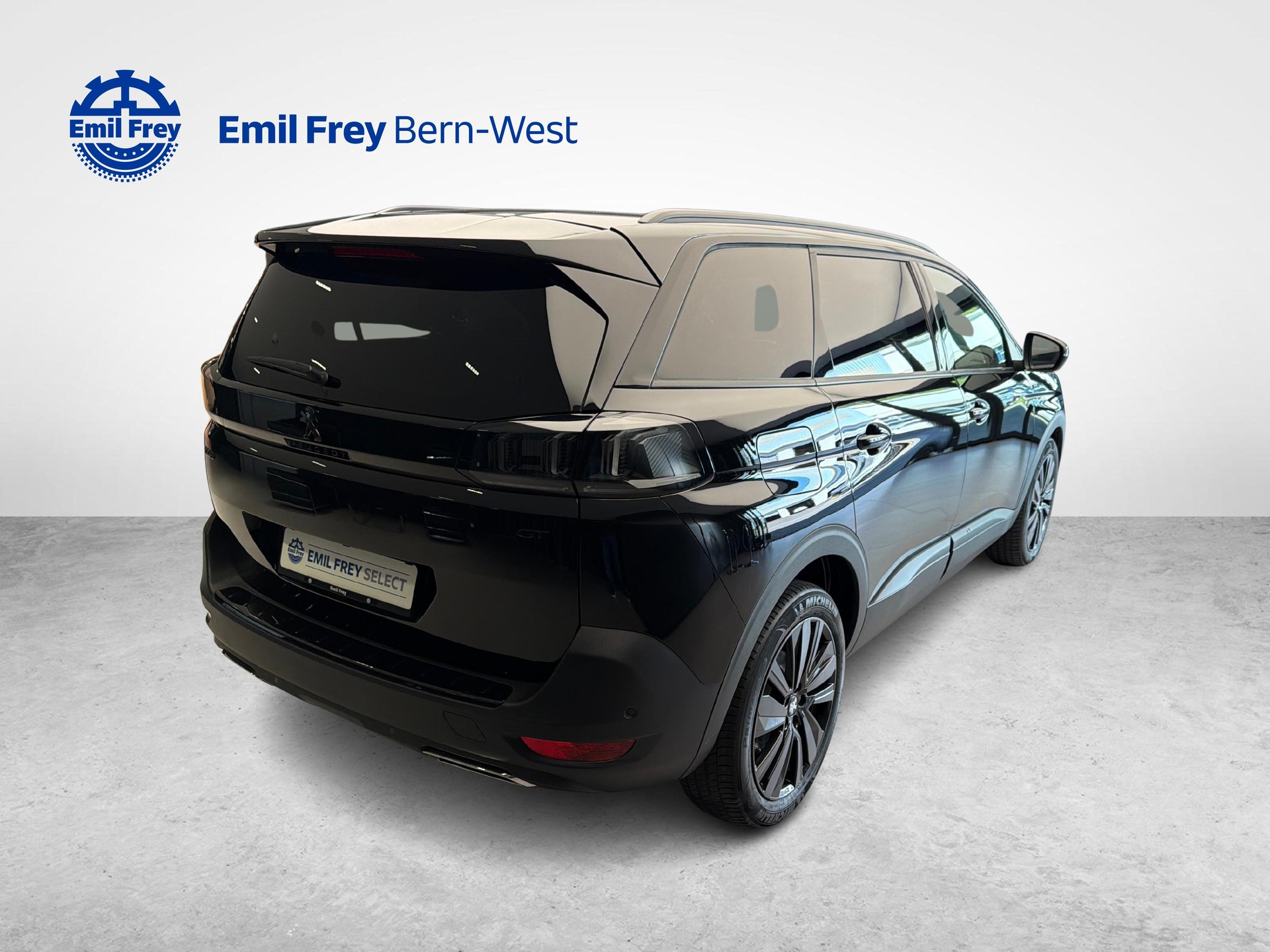PEUGEOT 5008 1.2 PureTech GT-image-4