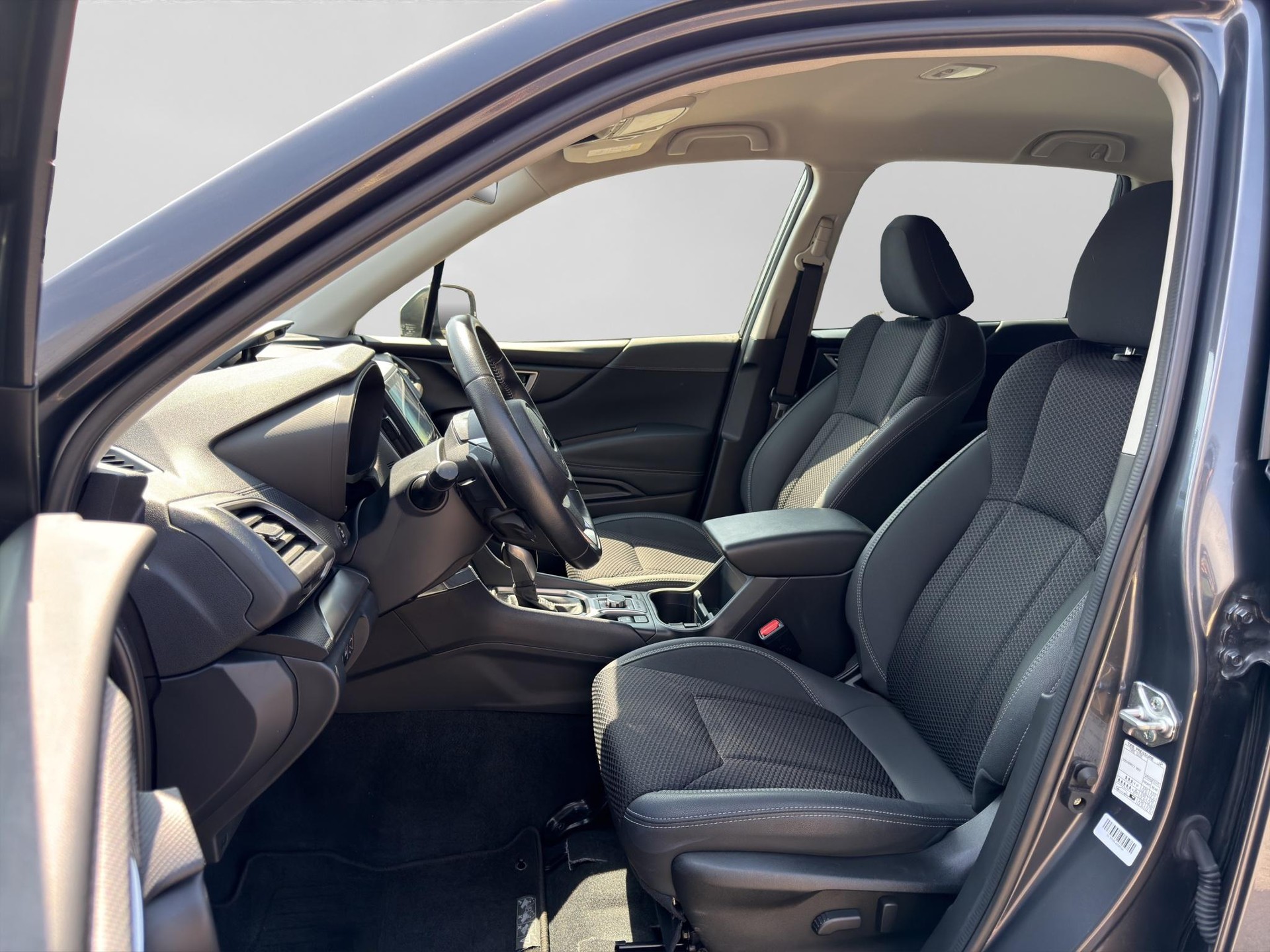 SUBARU Forester Station 2.0i e-Boxer Swiss Plus-image-1