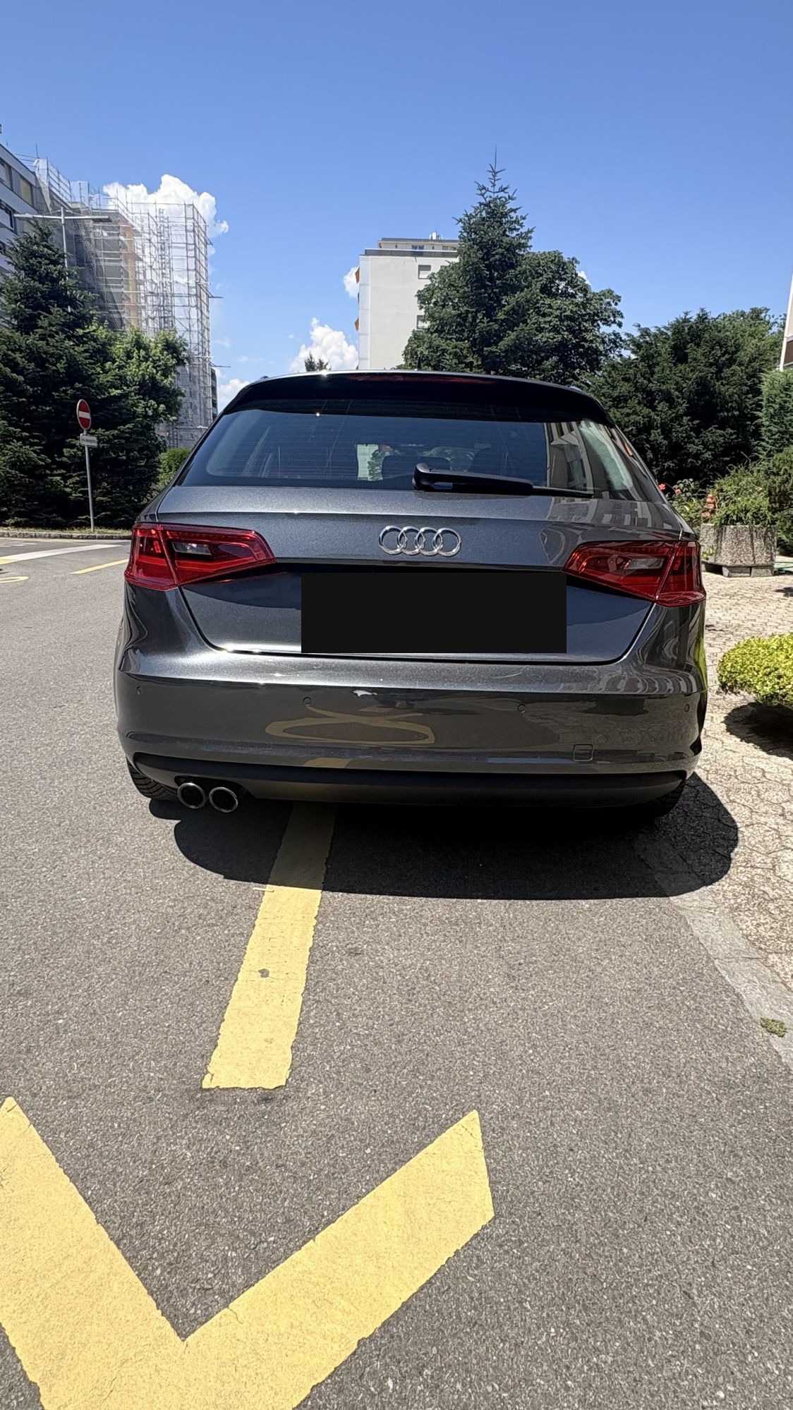AUDI 1.4 T FSI COD Attraction S-Tr-image-3