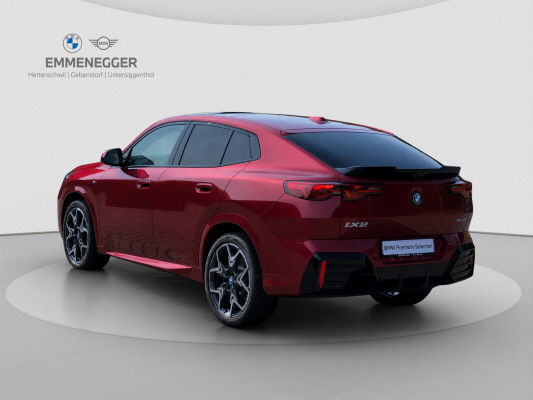 BMW iX2 xDrive 30 M Sport Pro-image-5