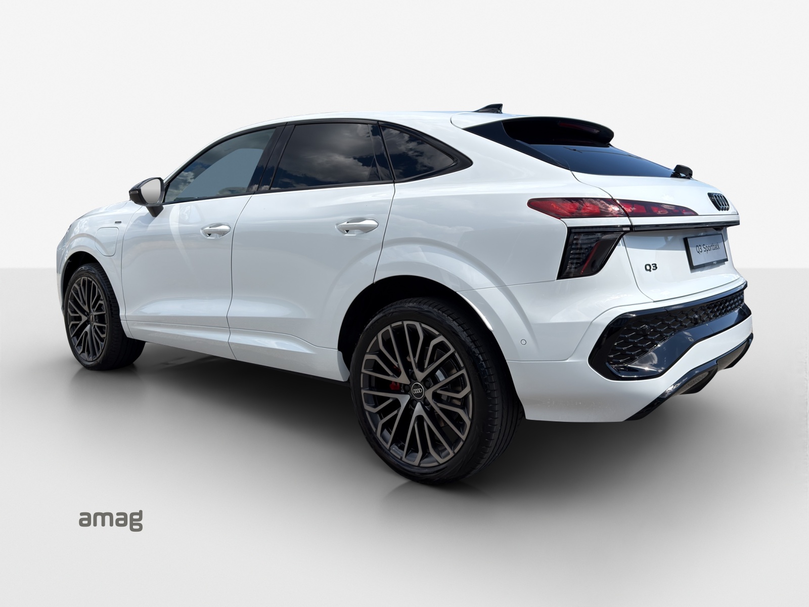 AUDI Q3 Sportback e-hybrid 200 kW S tronig-showroom-element-2