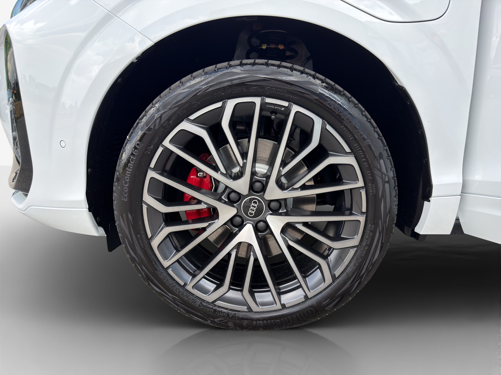 AUDI Q3 Sportback e-hybrid 200 kW S tronig-image-13