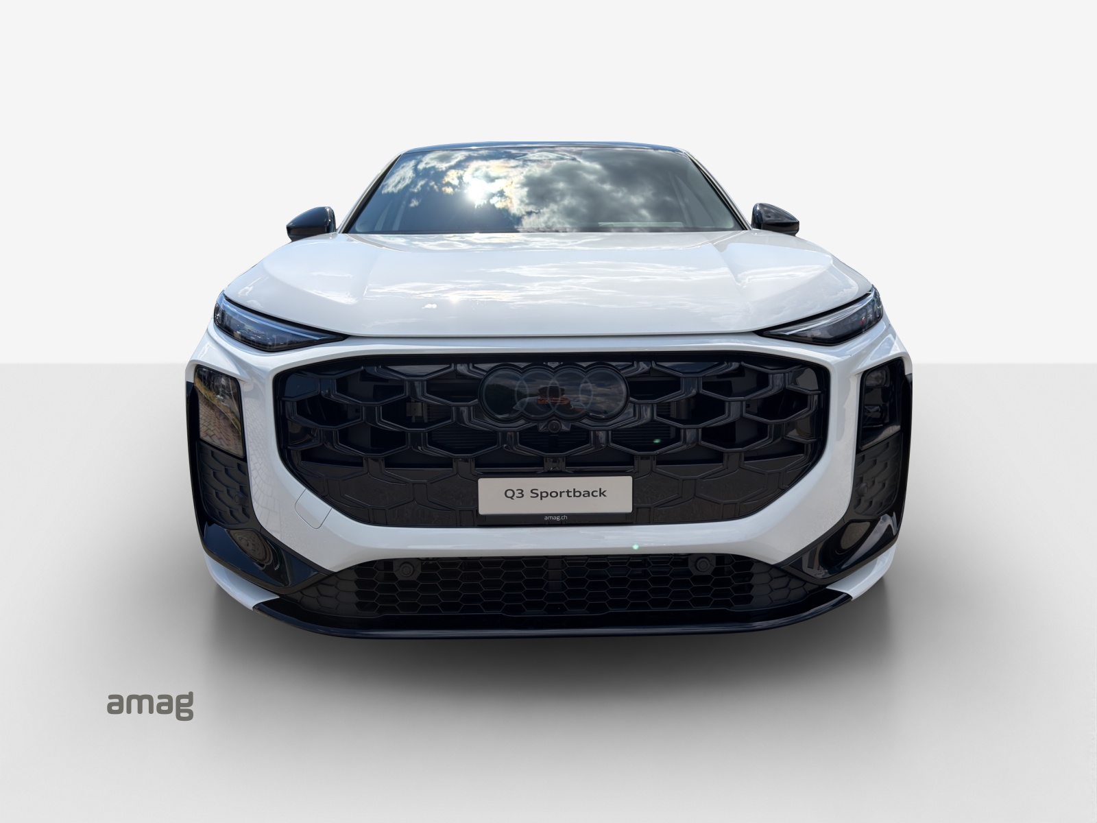 AUDI Q3 Sportback e-hybrid 200 kW S tronig-image-6