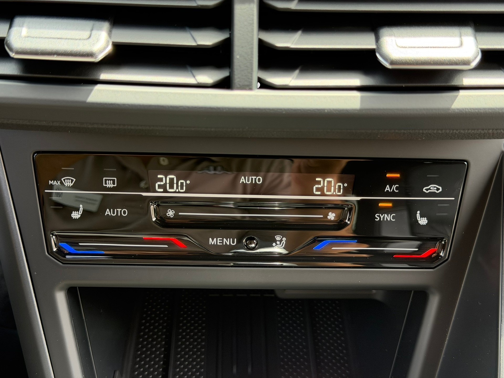 VW Polo 1.0 TSI R-Line United DSG-image-18