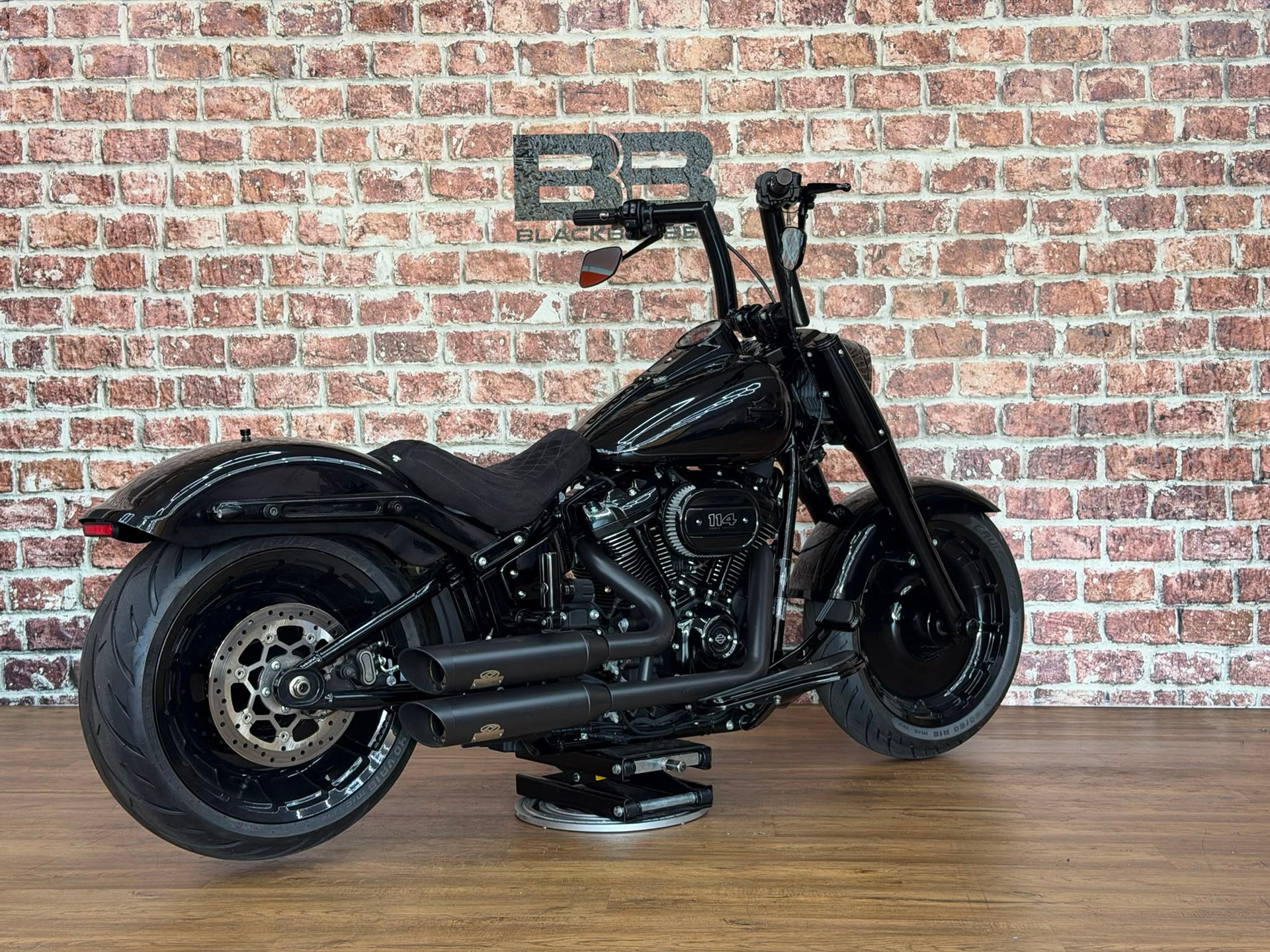 HARLEY-DAVIDSON FLFBS Fat Boy 114-showroom-element-2