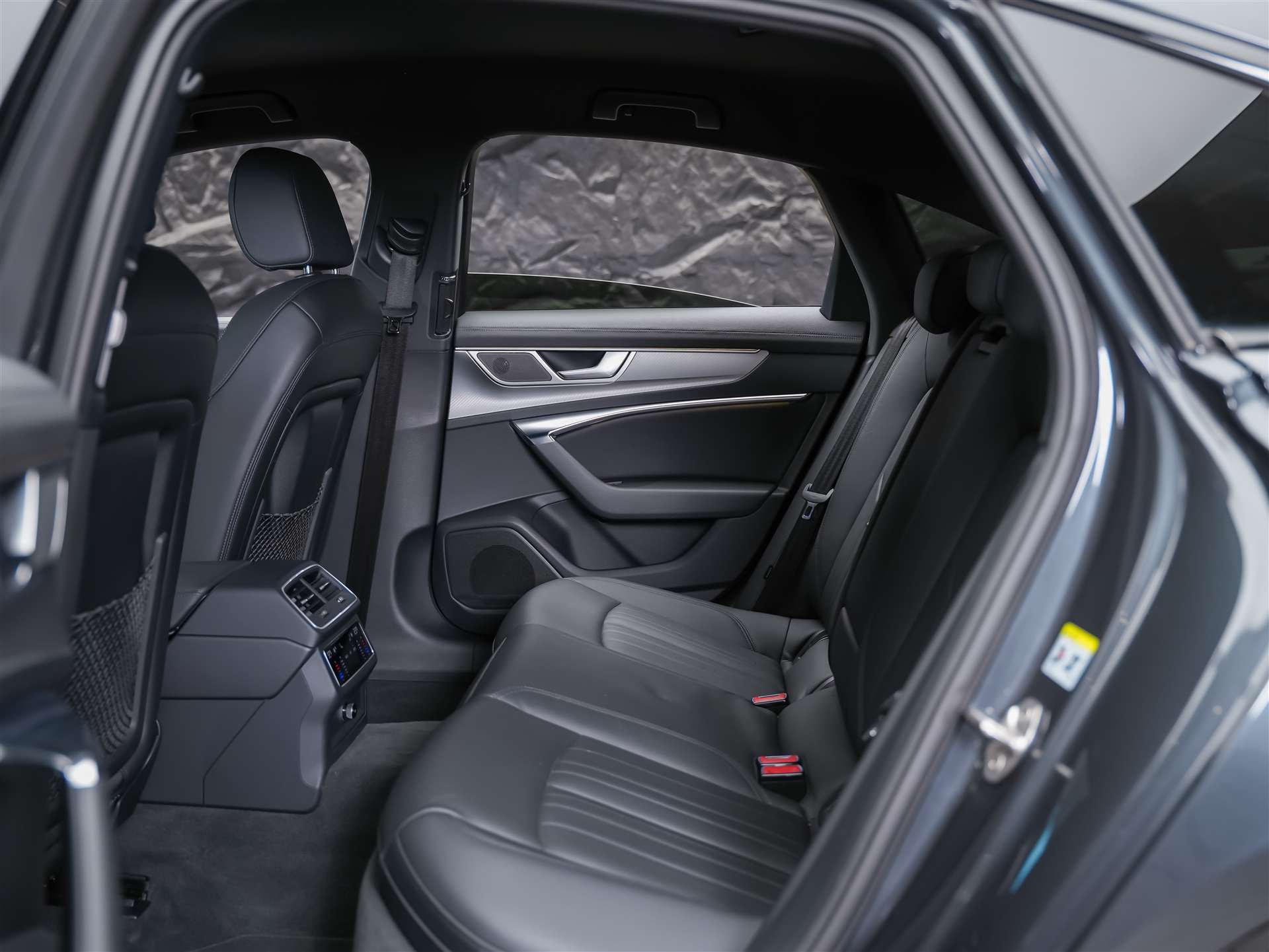 AUDI A6 Limousine 45 TFSI Design quattro S-tronic *21" Felgen*Assistenzpaket Tour*Leder Milano*-image-10