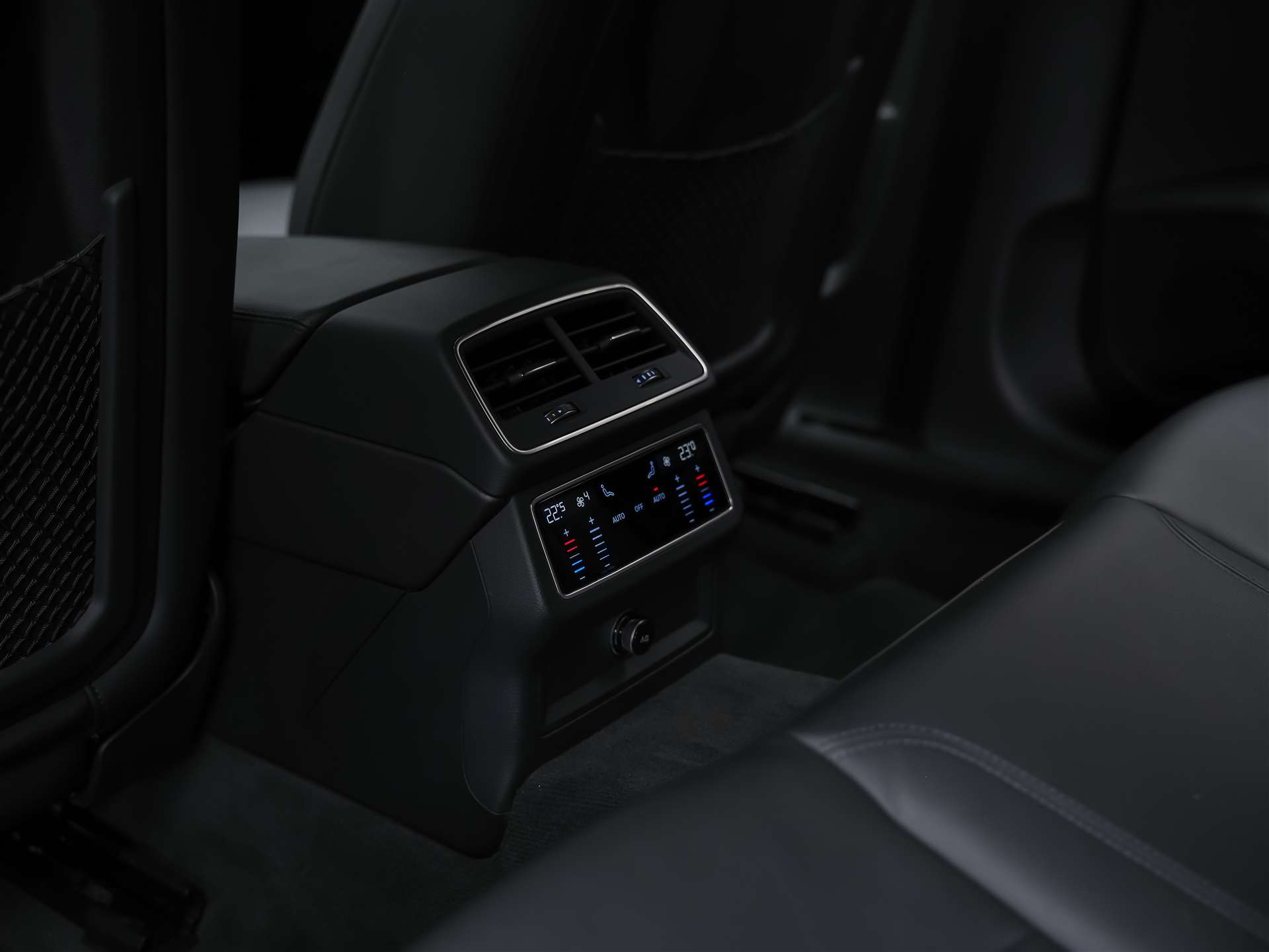 AUDI A6 Limousine 45 TFSI Design quattro S-tronic *21" Felgen*Assistenzpaket Tour*Leder Milano*-image-12