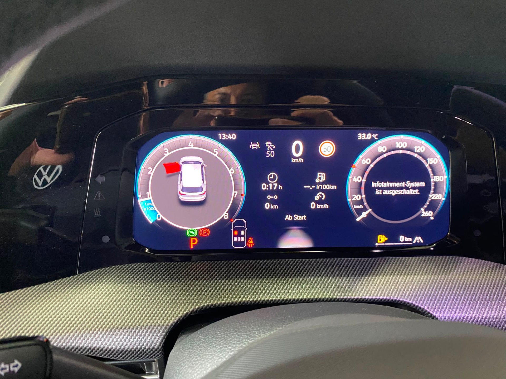 VW Golf 2.0 TSI R-Line DSG 4 Motion-image-10