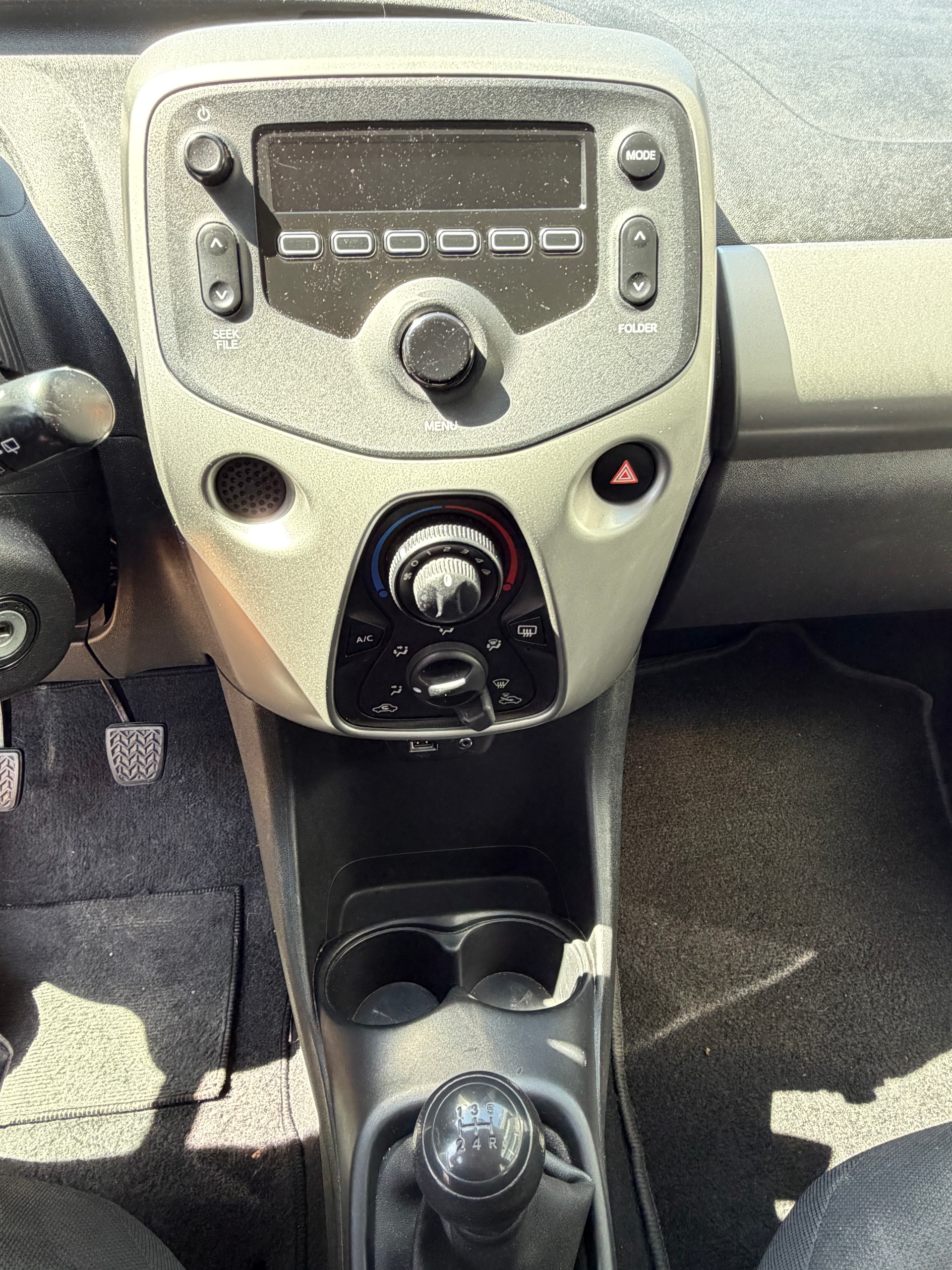 CITROEN C1 1.0 VTi Feel-image-10